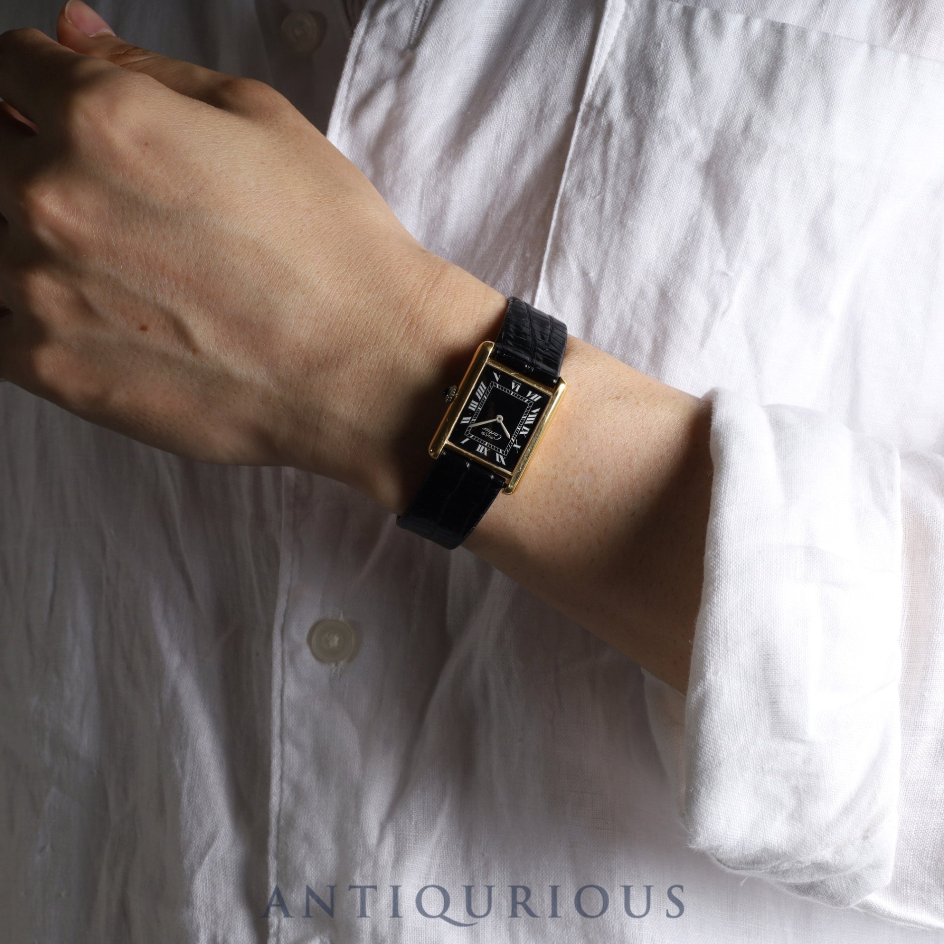 カルティエ マストタンク LM 手巻き Cal.78-1 SV925 革 純正尾錠 (GP)ブラックローマン文字盤 オーバーホール済み 新品仕上げ済み