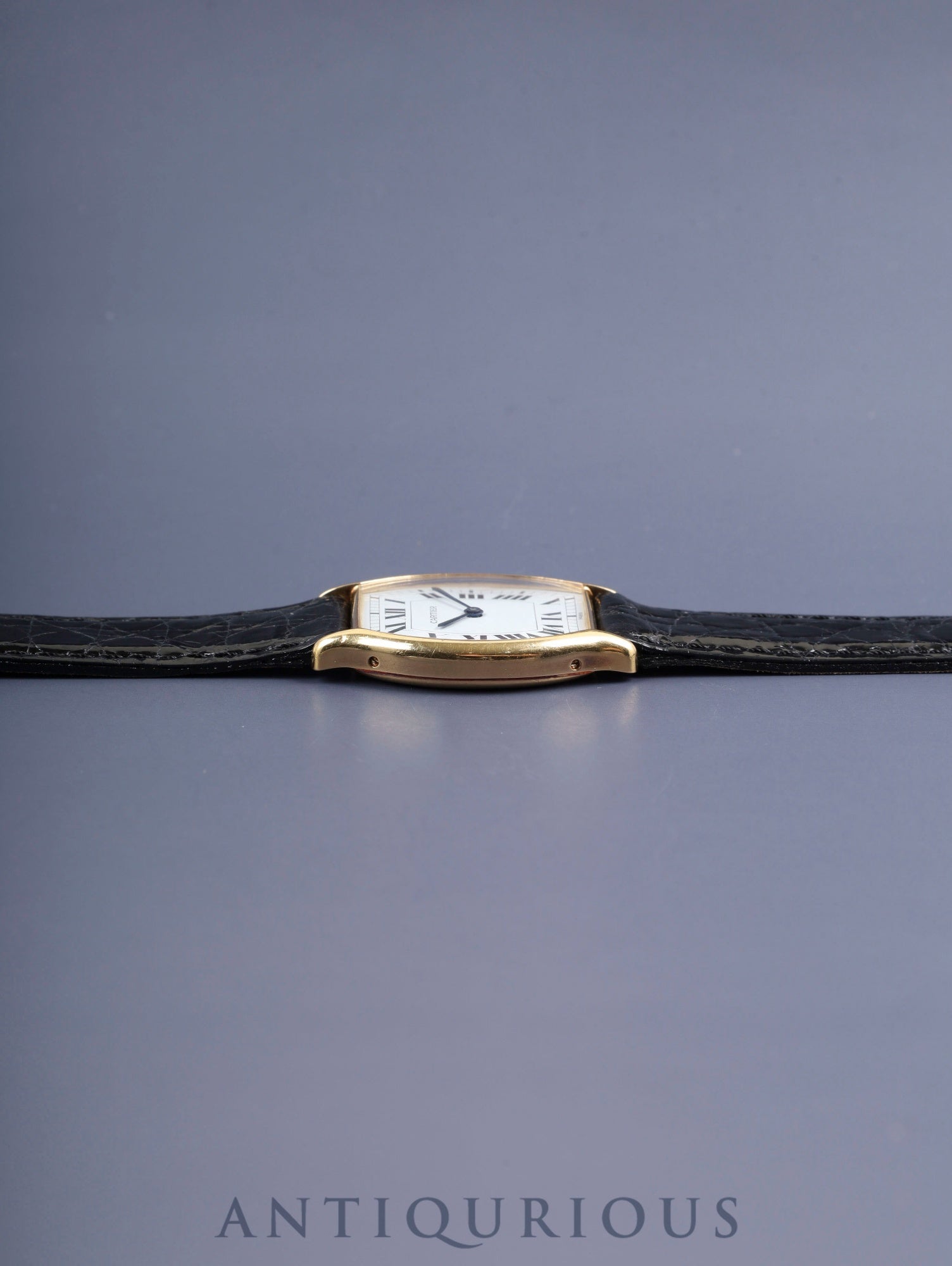 カルティエ トーチュ LM 10712 手巻き Cal.7001(プゾー)750YG 革 純正尾錠(750YG)ホワイトローマン文字盤(PARIS表記) 純正革ベルト オーバーホール済み