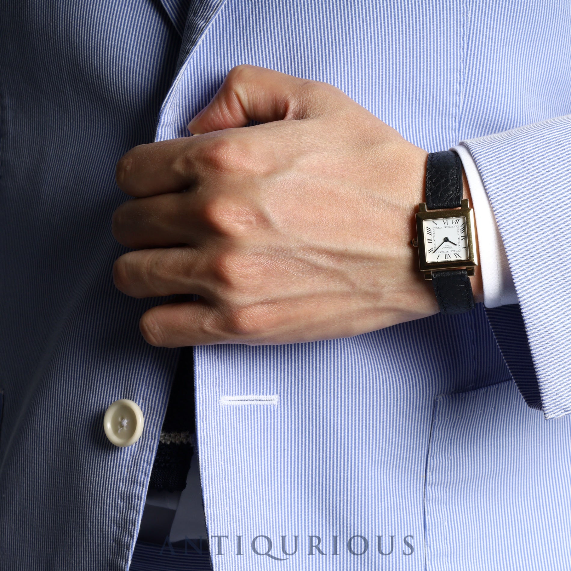 ショパール クラシック スクエア 127366 クォーツ Cal.976.001 750 カミーユ・フォルネ社製革ベルト 純正尾錠(GP) ホワイトローマン文字盤 箱 原産地証明書(2015年) 冊子 オーバーホール済み