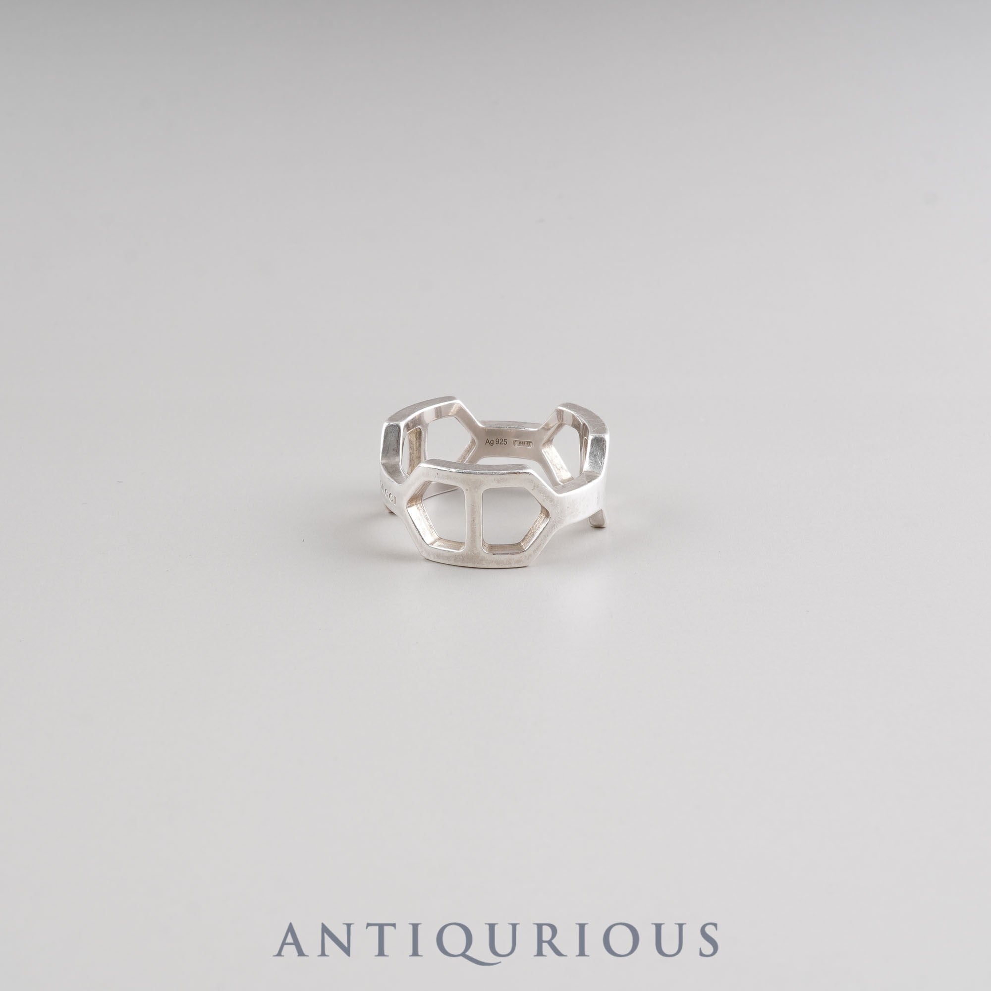 gucci ring anchor chain