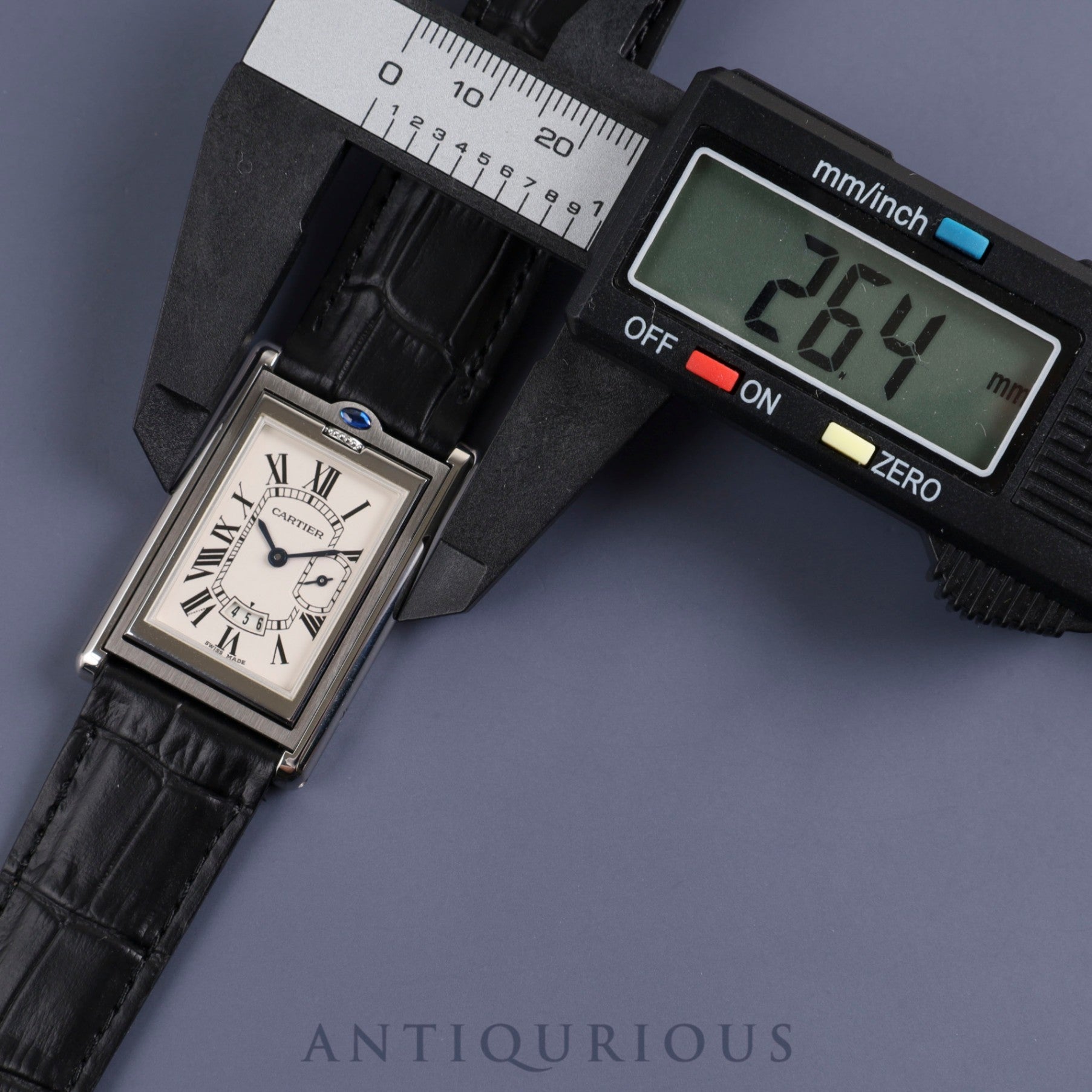 カルティエ タンク バスキュラント LM W1016055 / 2522 クォーツ  SS 革 純正Dバックル(SS) ホワイトローマン文字盤 保証書(2002年)冊子 カルティエブティックコンプリートサービス済み ※ケースイニシャル裏彫り有り