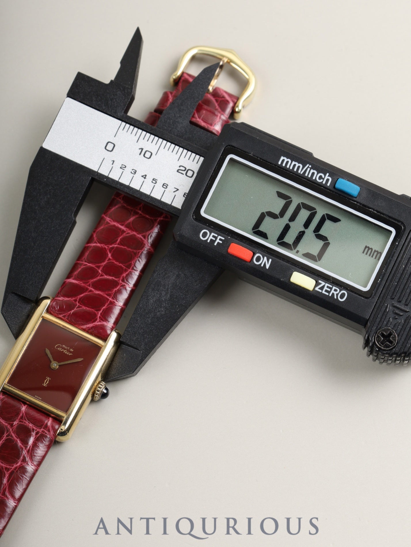 カルティエ マストタンク SM 82975613 手巻き Cal.78-1 革 純正尾錠(GP) ガーネットダイアル ボルドー文字盤(SWISS表記) 箱 保証書(1981年)オーバーホール済み