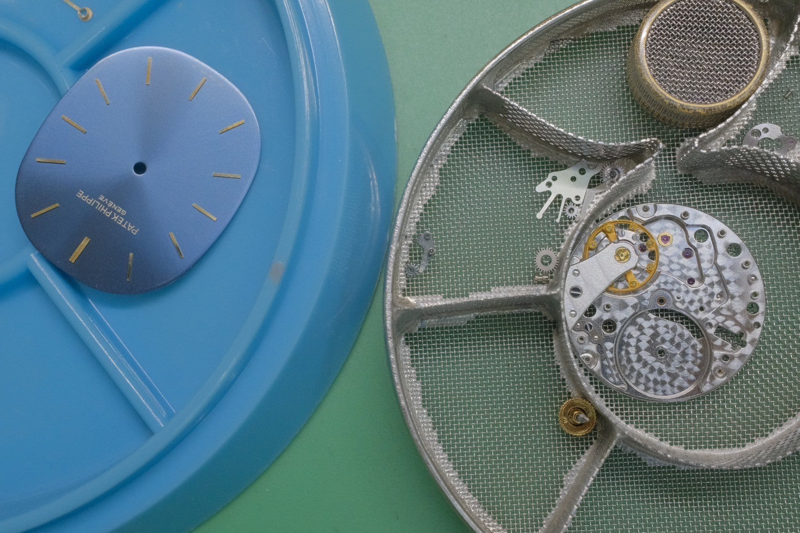 パテック・フィリップ ゴールデンエリプス 3848 手巻き Cal.215 750 革 純正尾錠(750)ブルー文字盤 オーバーホール済み