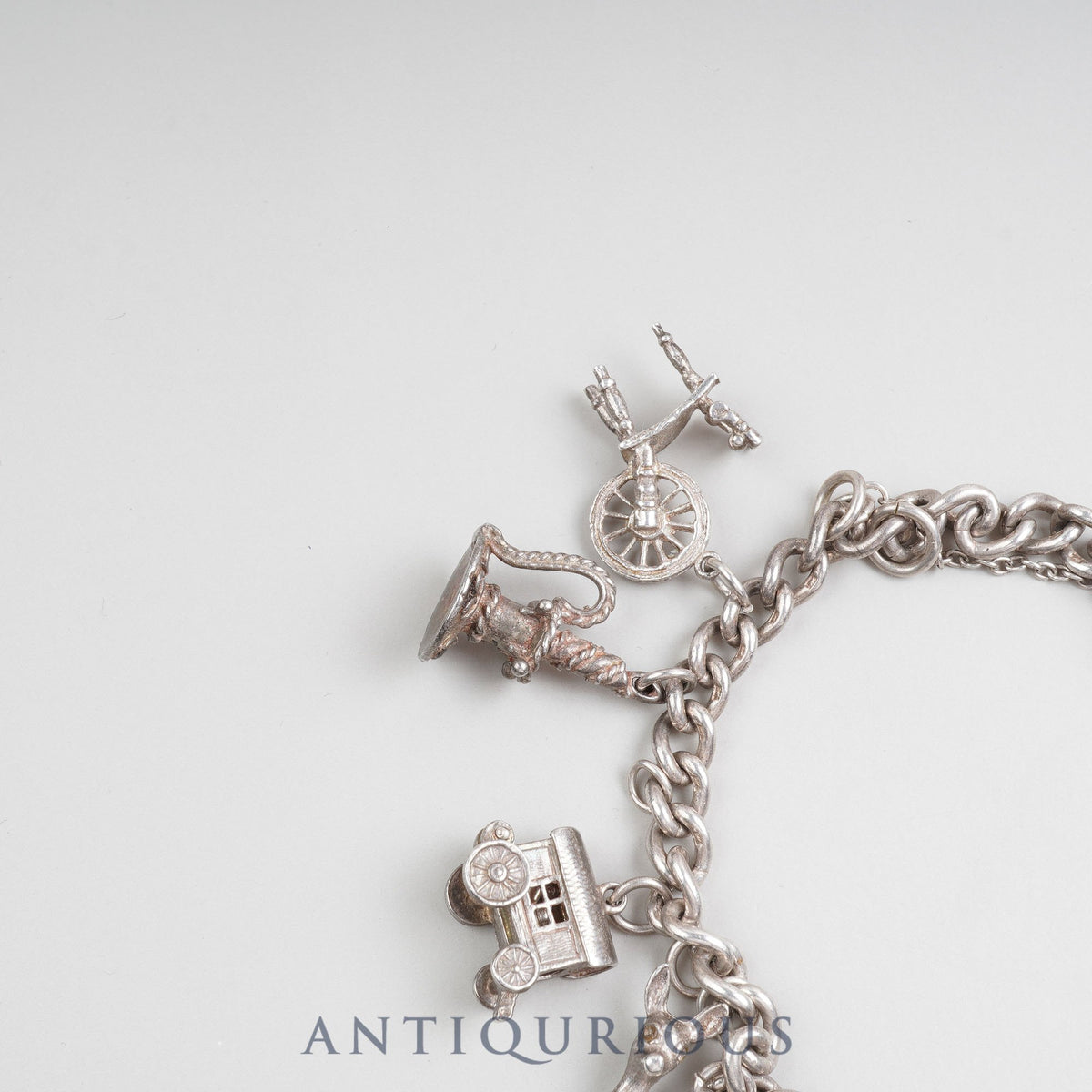 Nouveau bracelet vintage charm