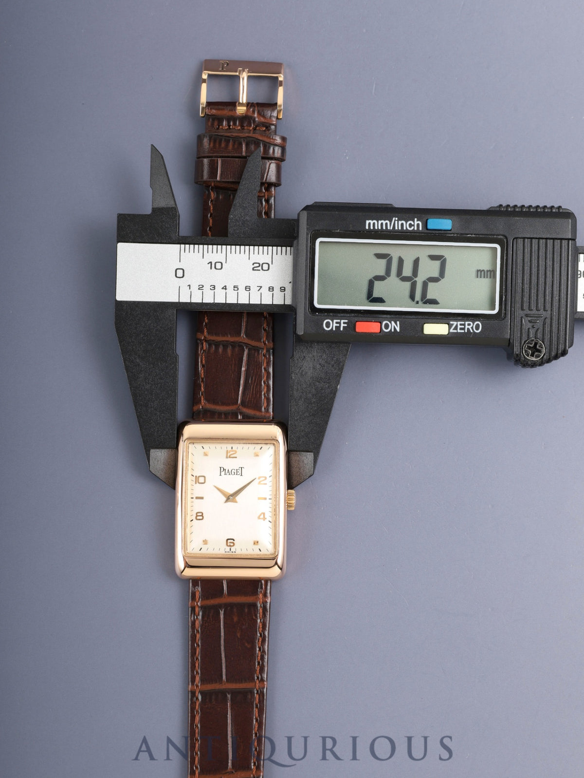 Piaget Altiplano 9952, Manual Wind, Cal. 9P2, 18K Pink Gold, Leather strap with original pin buckle (18K Pink Gold), Champagne dial with stylized Arabic numerals (SWISS signed), overhauled.