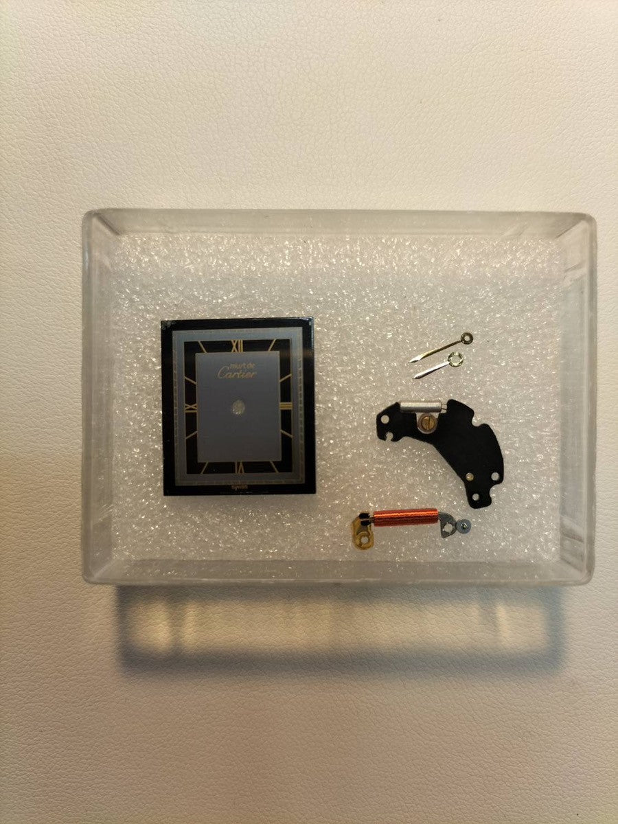 カルティエ マストタンク LM 681006 クォーツ Cal.81 SV925 革 純正尾錠(GP)グレー飛びローマン文字盤(SWISS表記)オーバーホール済み