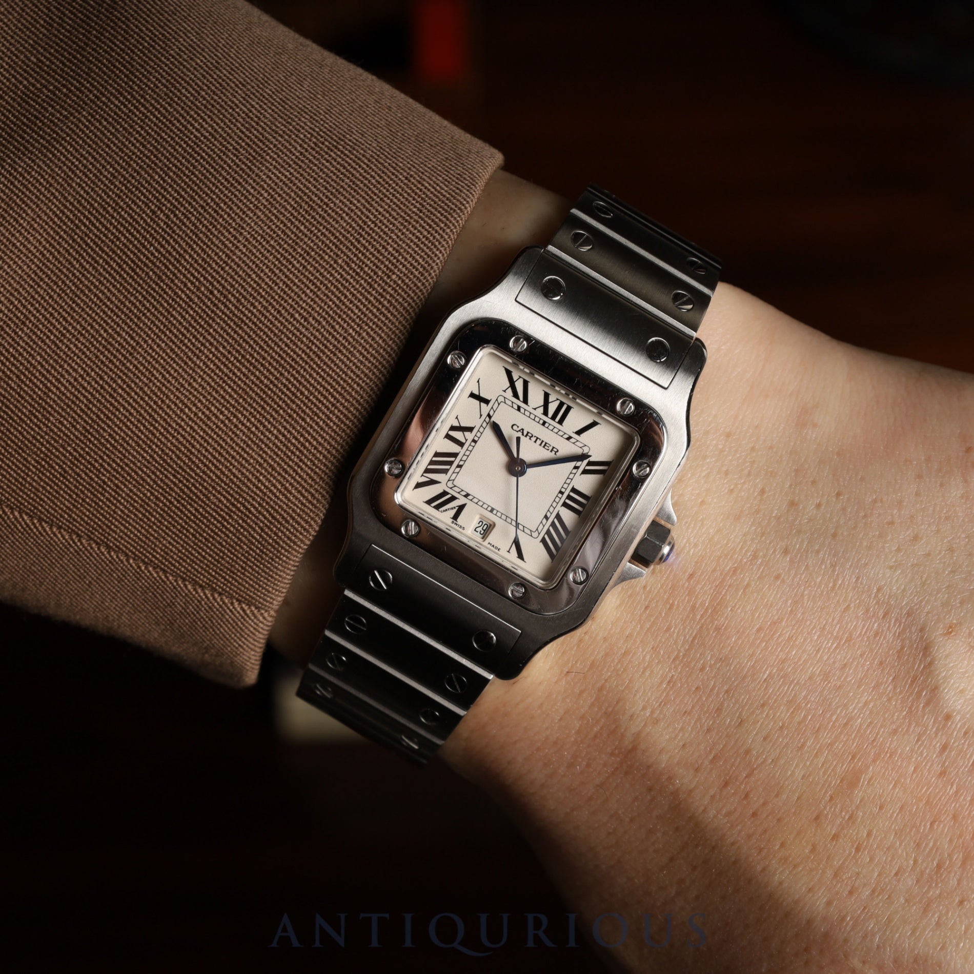 Cartier Santos Galbee LM W20060D6 / 1564 Quartz Cal. 687 Stainless Steel White Roman Dial Repair Certificate (2024) Overhauled and Serviced at a Cartier Boutique