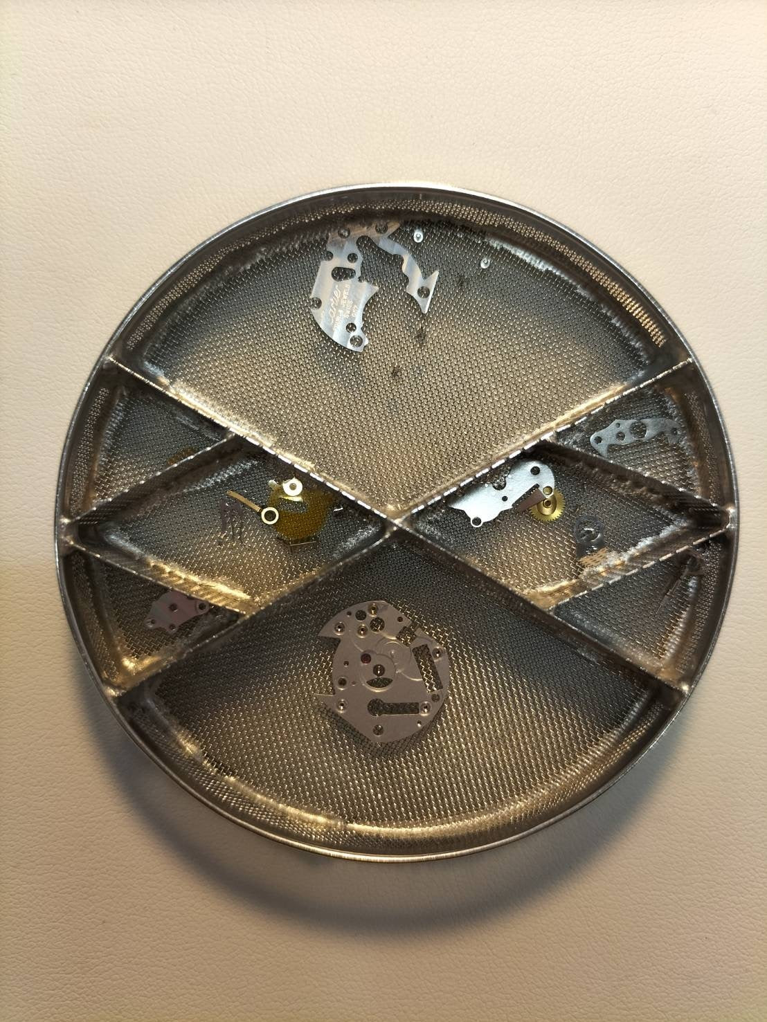 カルティエ マストタンク MM W1016530 / 2416 クォーツ Cal.057 SV925 純正革ベルト 純正Dバックル(SS) シルバーローマン文字盤(SWISS MADE表記 /クリスマス限定) 2000年頃 冊子 保証書 オーバーホール済み