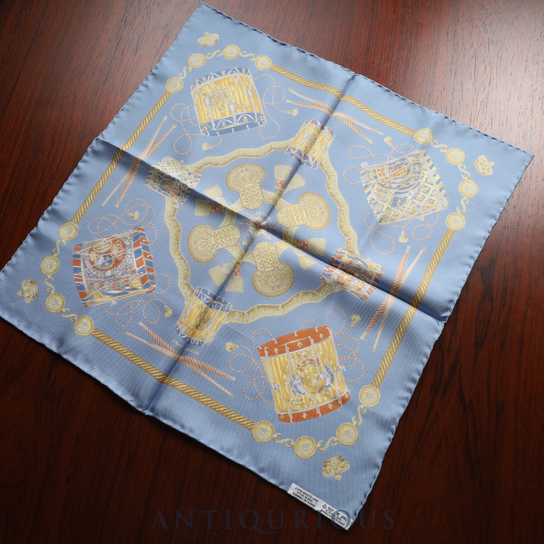 エルメス スカーフ カレ45 タンブールの太鼓 SILK100%
