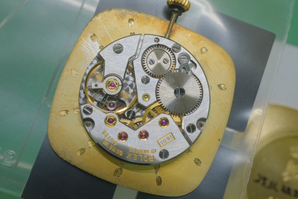 ロレックス チェリーニ 4114/5 手巻き Cal.1601 750YG 革 純正ピンバックル(GP)シャンパン文字盤(SWISS表記)42番台(1974年)オーバーホール済み