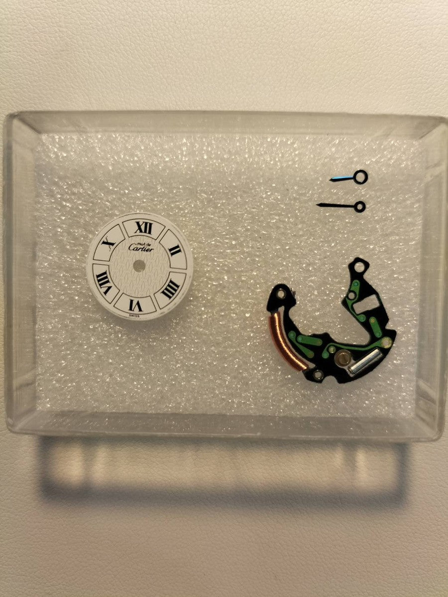 カルティエ マストコリゼ W1009954 / 1902 クォーツ SV925 革 純正尾錠(GP)ホワイト飛びローマンCC文字盤 オーバーホール済み