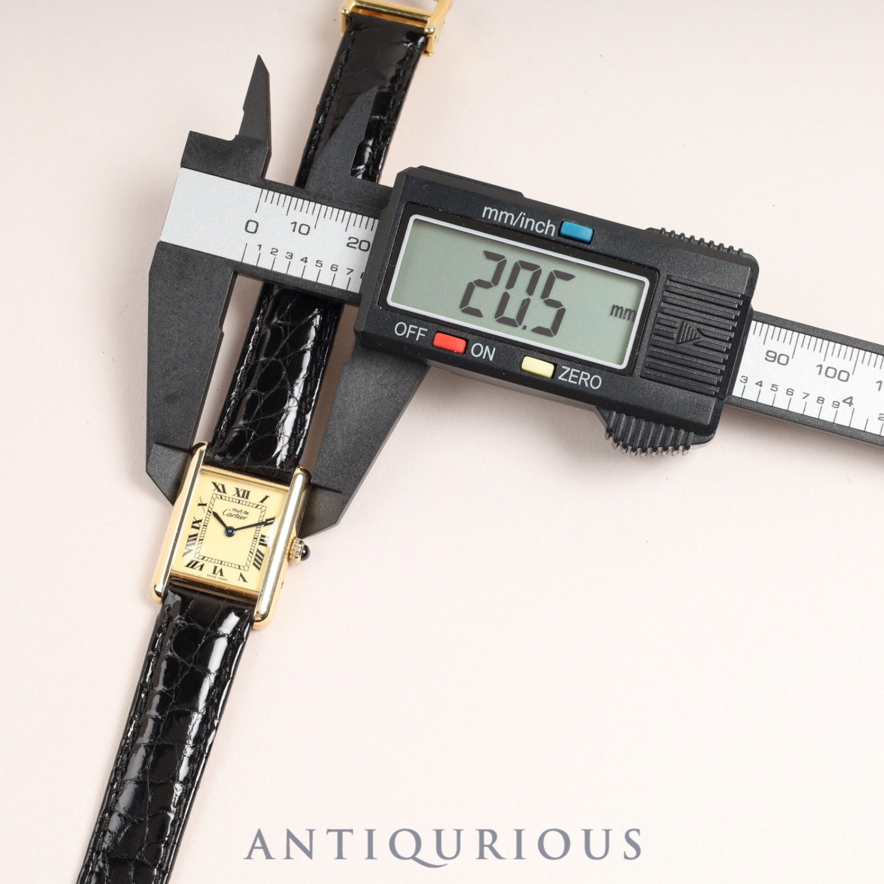 カルティエ マストタンク SM QZ アイボリーローマン文字盤 フルメンテナンス済み