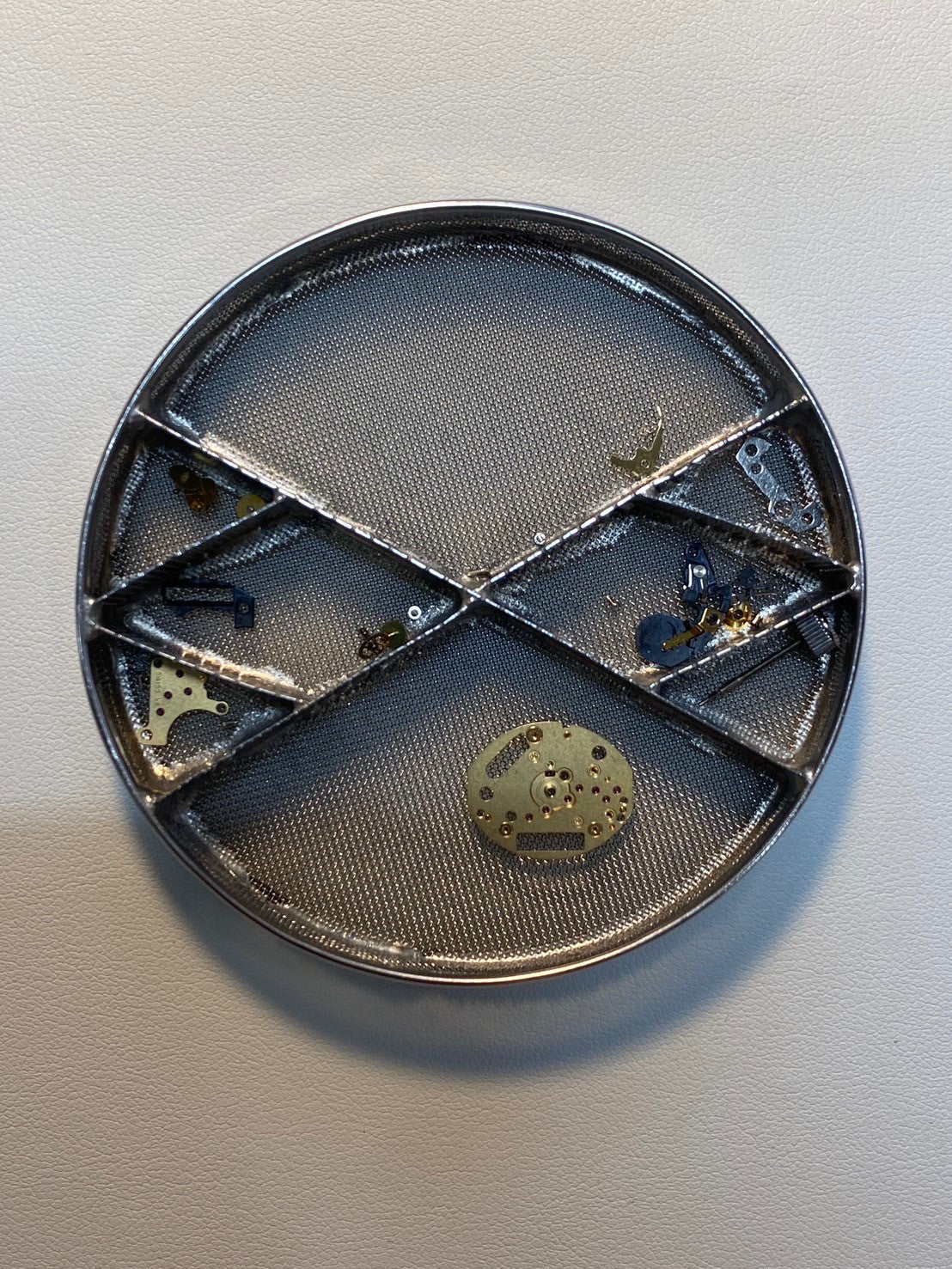 ティファニー グランドスモールセコンド Z0030.13.10A21A40A クォーツ Cal.980.163 SS 革 純正尾錠(SS)ホワイト文字盤 箱 保証書(2018年) オーバーホール済み