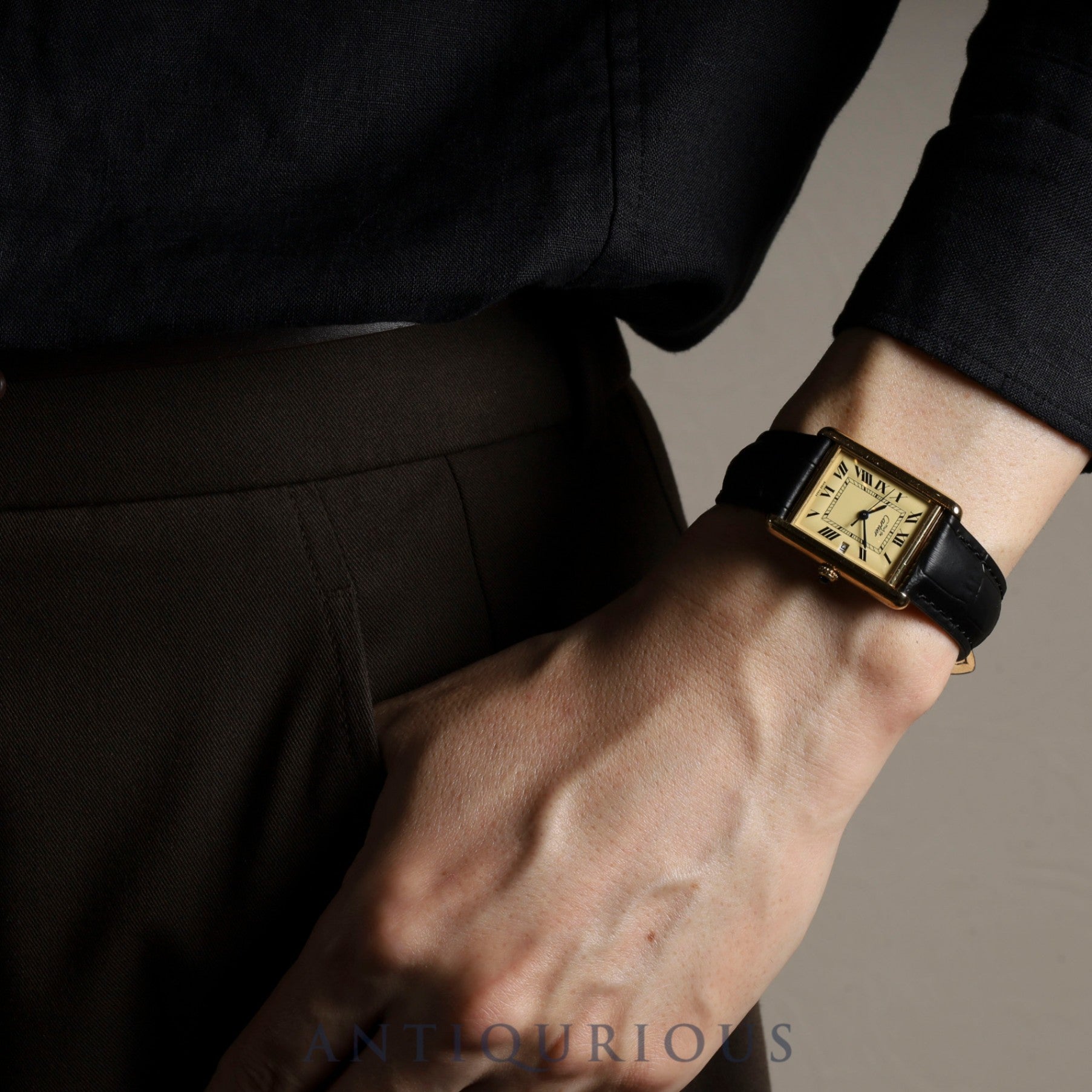 カルティエ マストタンク GM(XL) W1017454 / 2413 クォーツ Cal.687 SV925 革 純正尾錠(GP)アイボリーローマン文字盤 箱 冊子 仮保証書 (2002年) オーバーホール済み