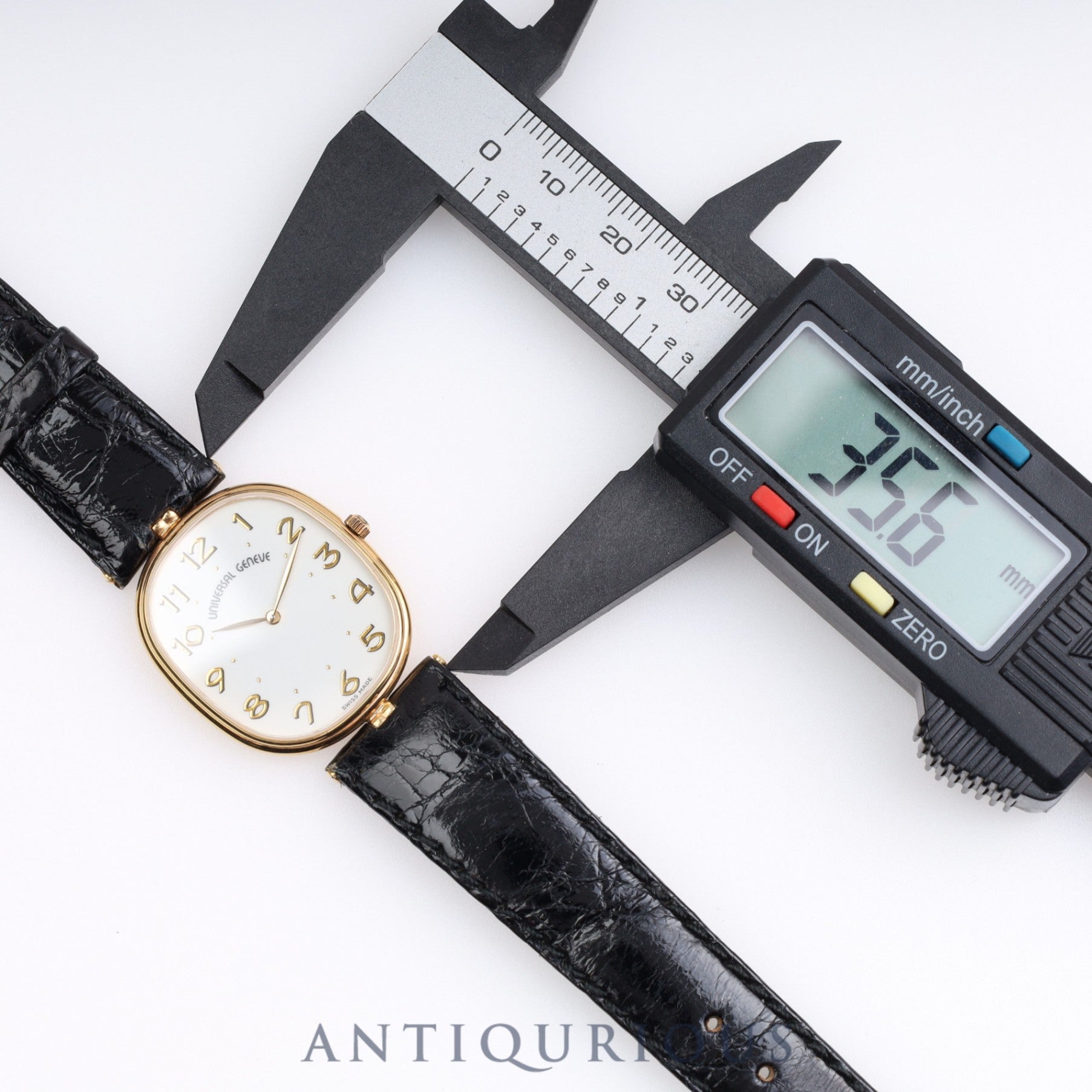 Universal Geneve 533.112 White Arabic Dial