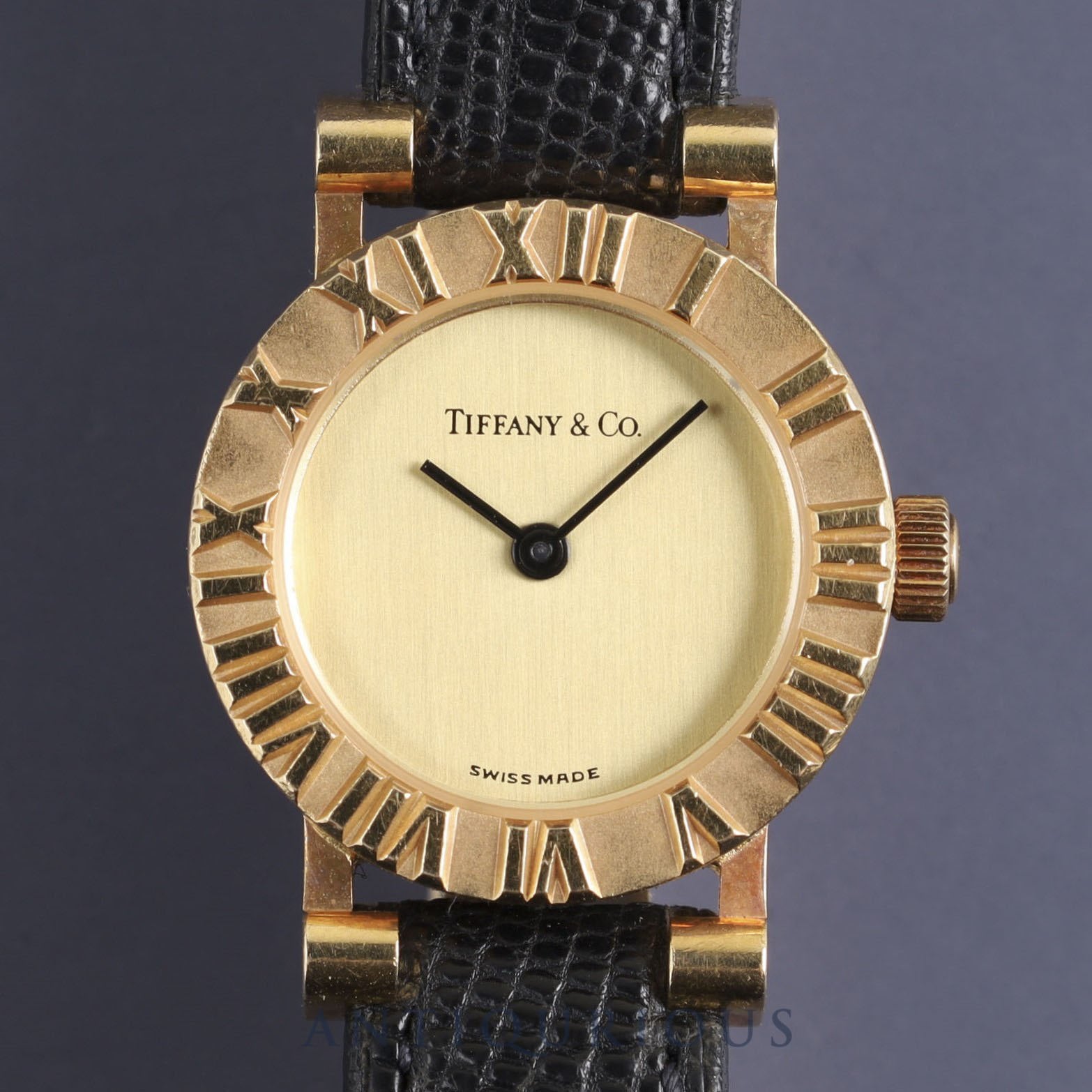 ティファニー アトラス YG CASE S0630 クォーツ YG 純正革ベルト 純正尾錠(GP)シャンパン文字盤 電池交換済み