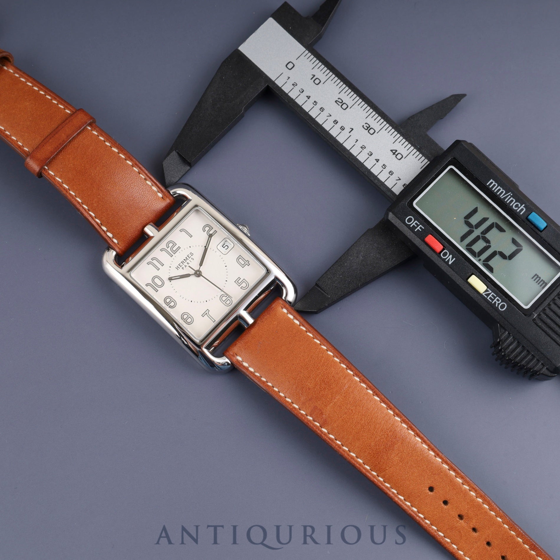 エルメス ケープコッド CC1.810 クォーツ SS 純正革ベルト(□J刻印:2006年、使用感あり)純正バックル(SS) シルバー文字盤 箱 保証書(2007年) オーバーホール済み