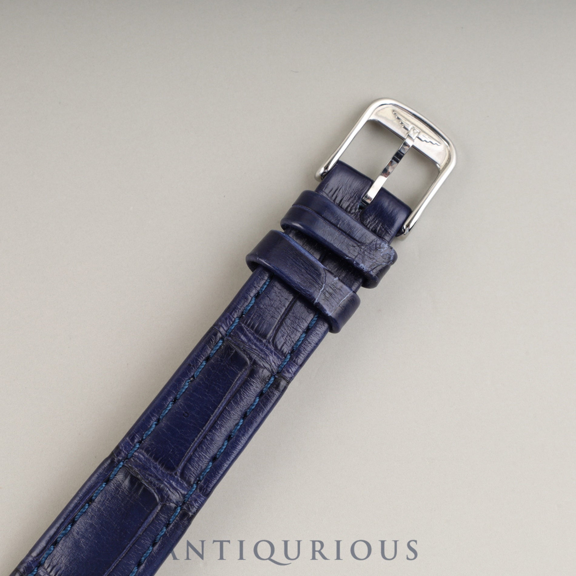 ロンジン ドルチェヴィータ L5.258.4 クォーツ Cal.L963.2 SS 純正革ベルト 純正尾錠(SS)シルバー文字盤 箱(汚れあり)国際保証書(2017年)説明書 純正革ベルト×2本 オーバーホール済み