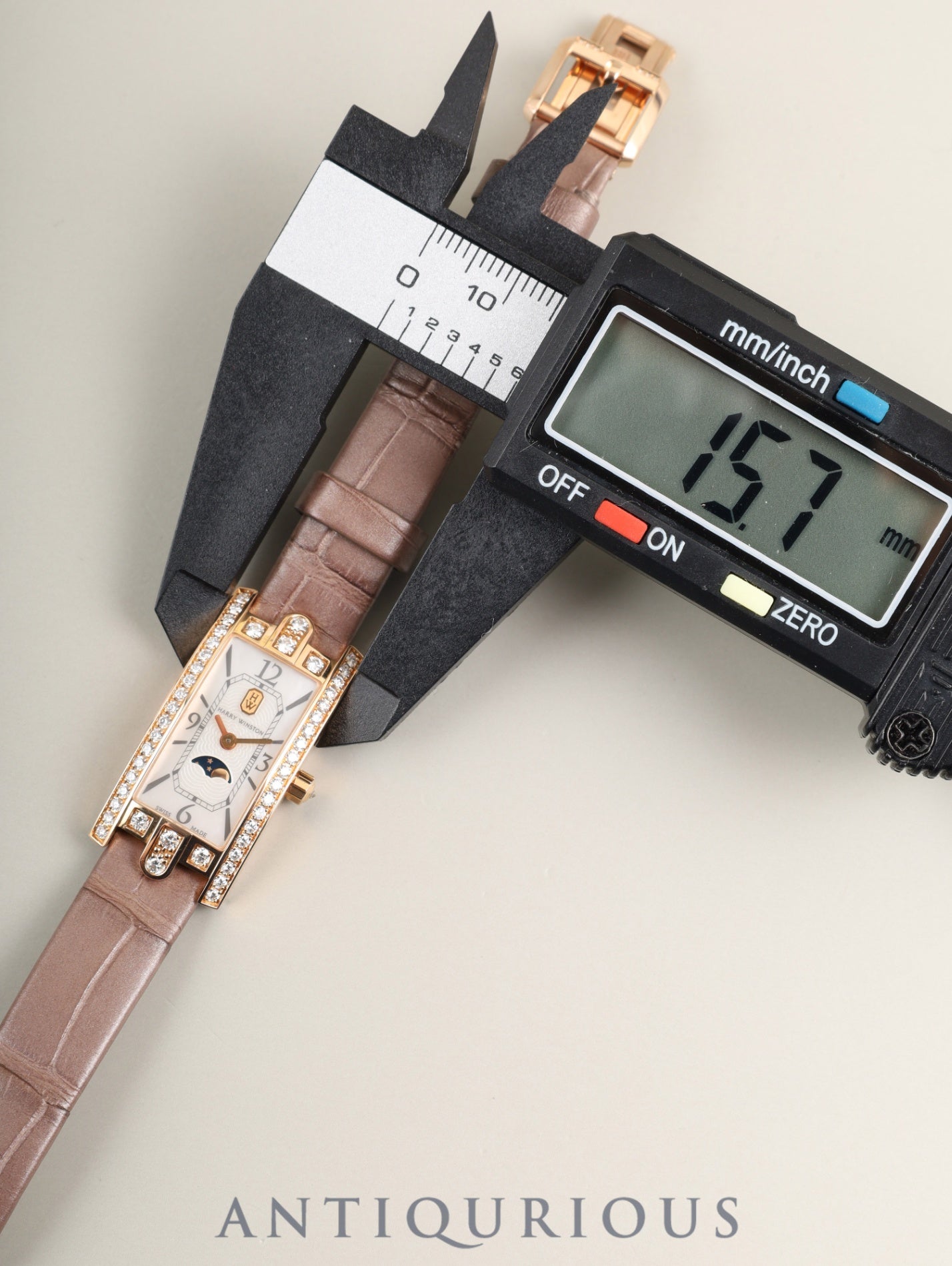 Harry Winston Avenue Avenue C Mini Moonphase AVCQMP16RR001 Quartz Cal.HW5101 (ETA280.002) 750PG Genuine Leather Strap Genuine Buckle (750PG) Mother-of-pearl Dial Diamond Bezel Overhauled