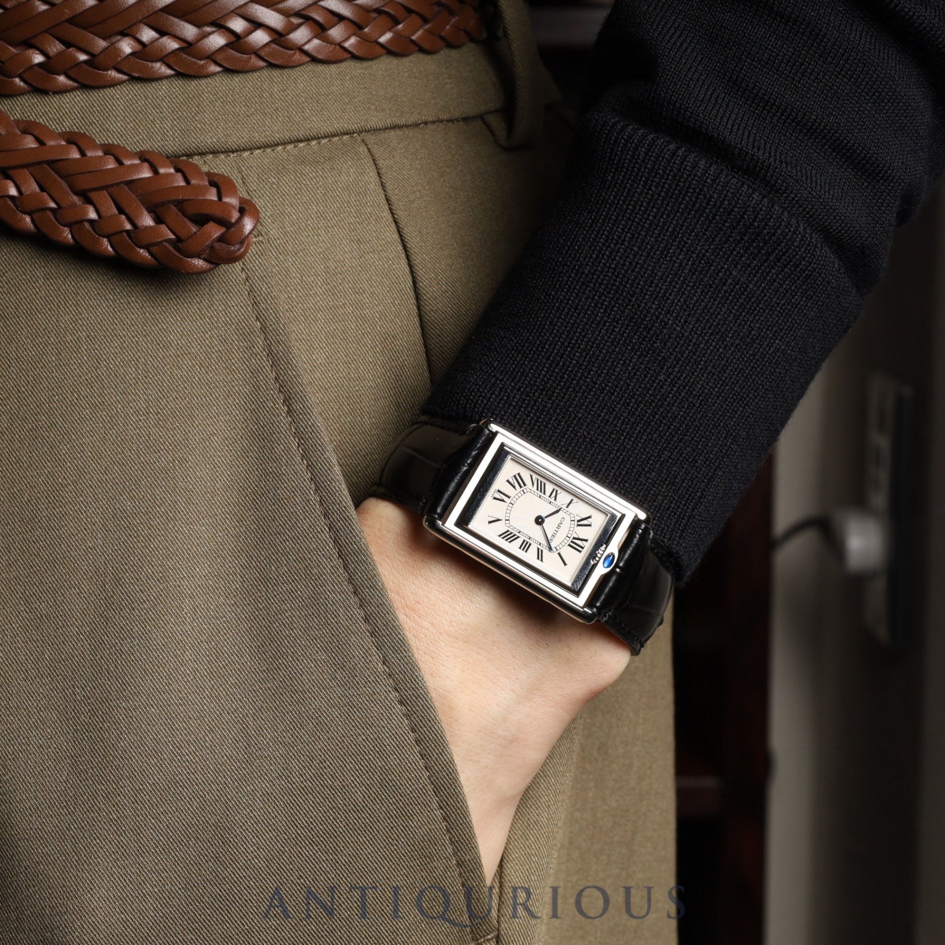 カルティエ タンク バスキュラント LM 2390 手巻き SS 革 社外尾錠(SS) ホワイトローマン文字盤 箱 冊子 保証書(無記載)2025/9/30 カルティエブティックにてコンプリートサービス(フルメンテナンス)済み