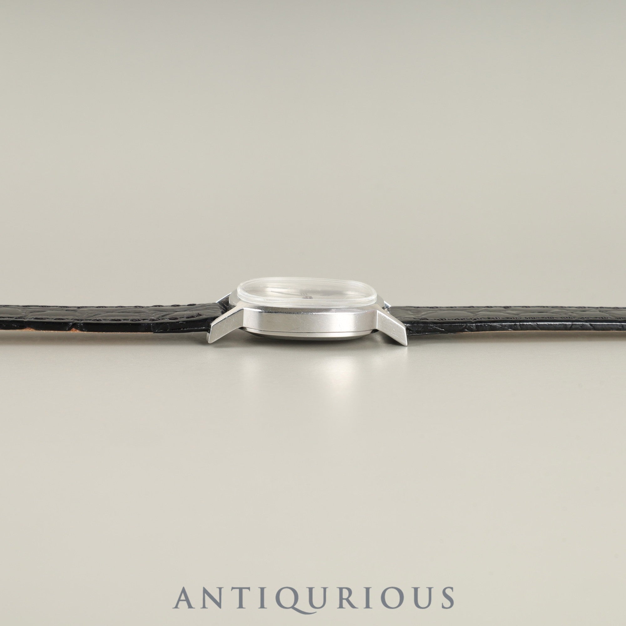 オメガ デ・ヴィル ST 511.0509 手巻き Cal.625 SS 革 社外尾錠(SS)シルバーローマン文字盤 1976年 箱 オーバーホール済み