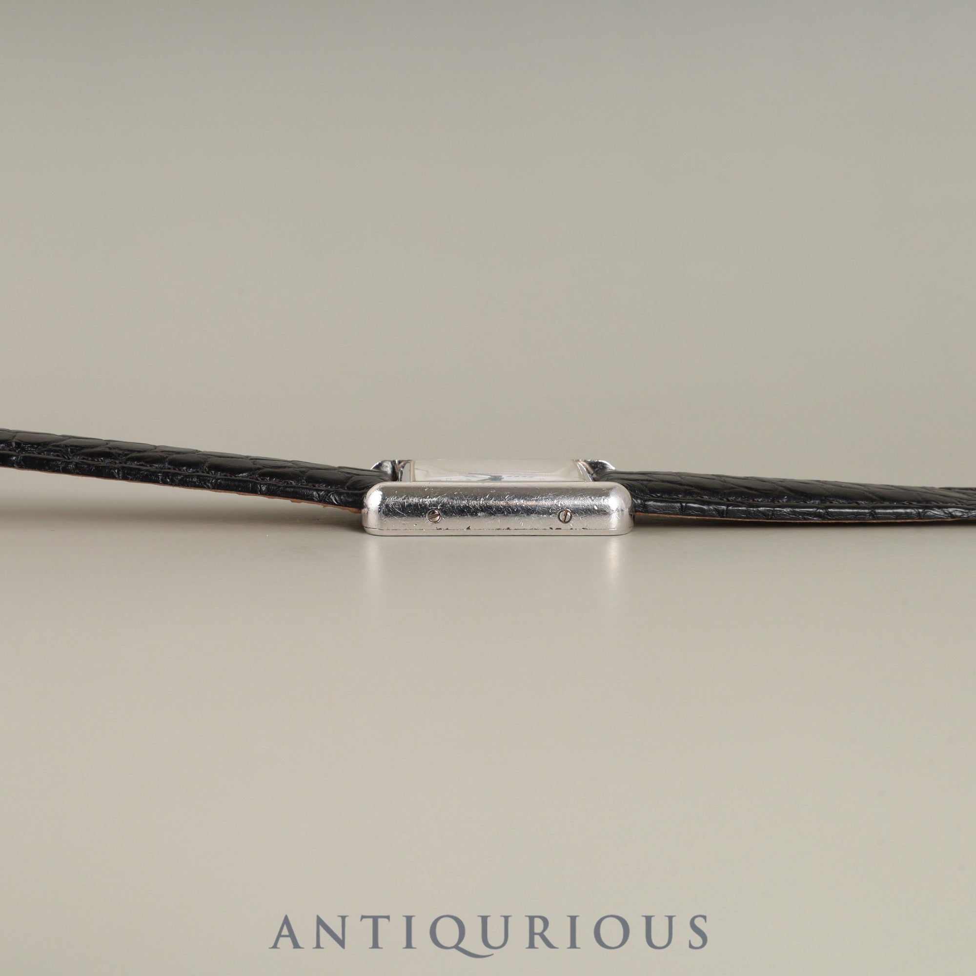 Cartier Must Tank MM W1014054 / 2416 Quartz Caliber 057 SV925 Leather Strap with Genuine D-Clasp (Stainless Steel) White Roman Dial (SWISS MADE) Overhauled