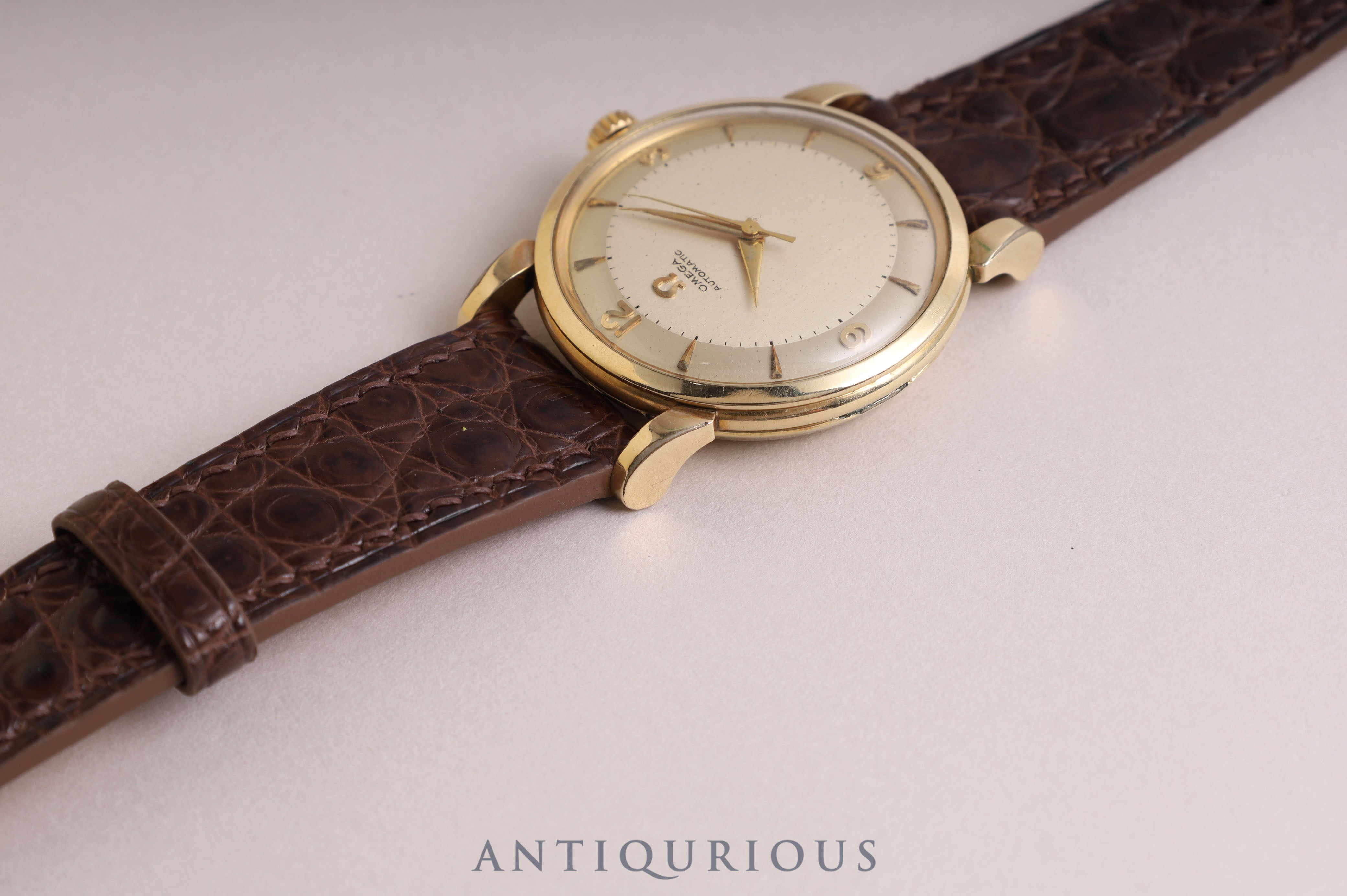 オメガ ハーフローター Cal.354 2445-11SC