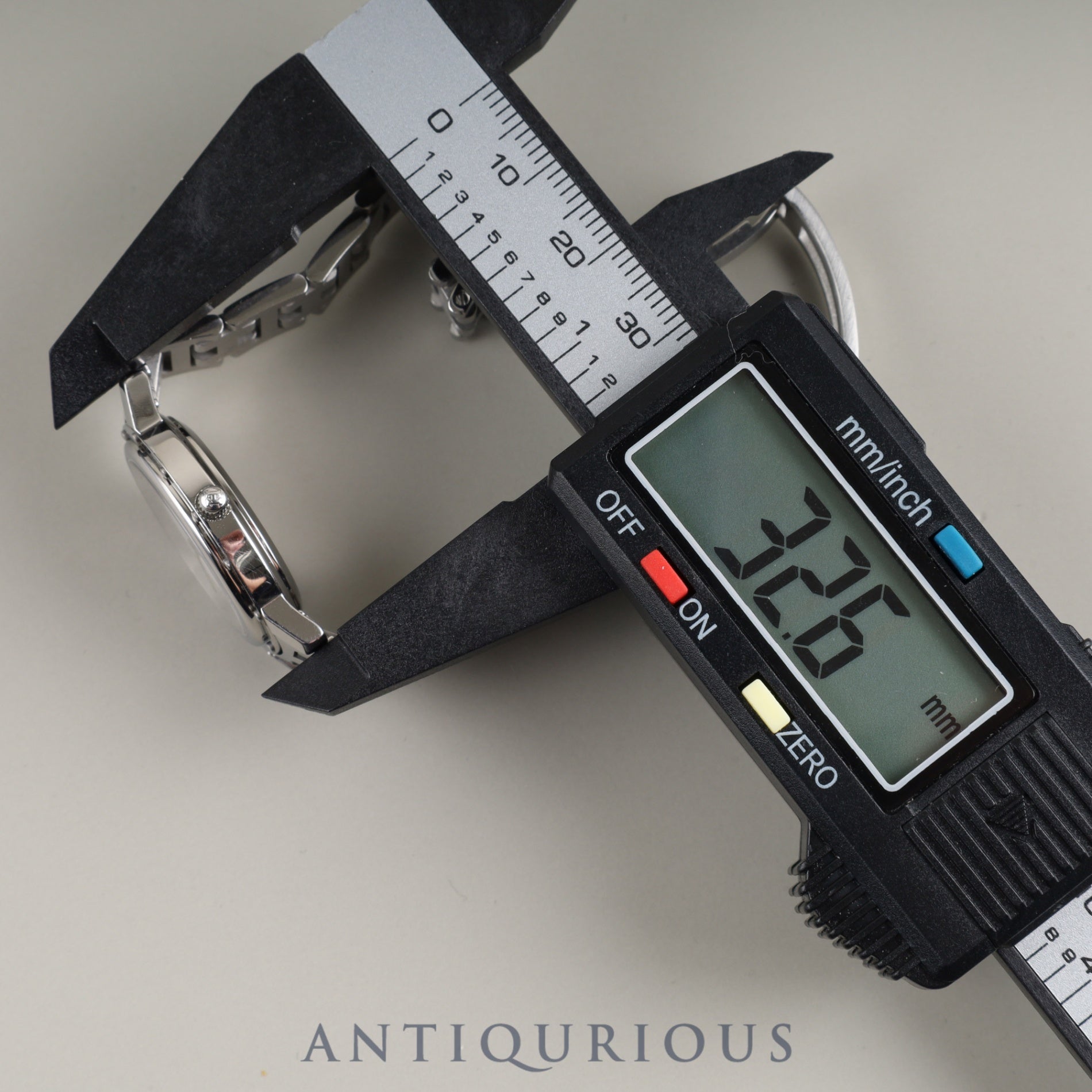 Hermes Clipper Oval CO1.210 Quartz Cal.976.001 SS SS White Guilloche Dial Overhauled