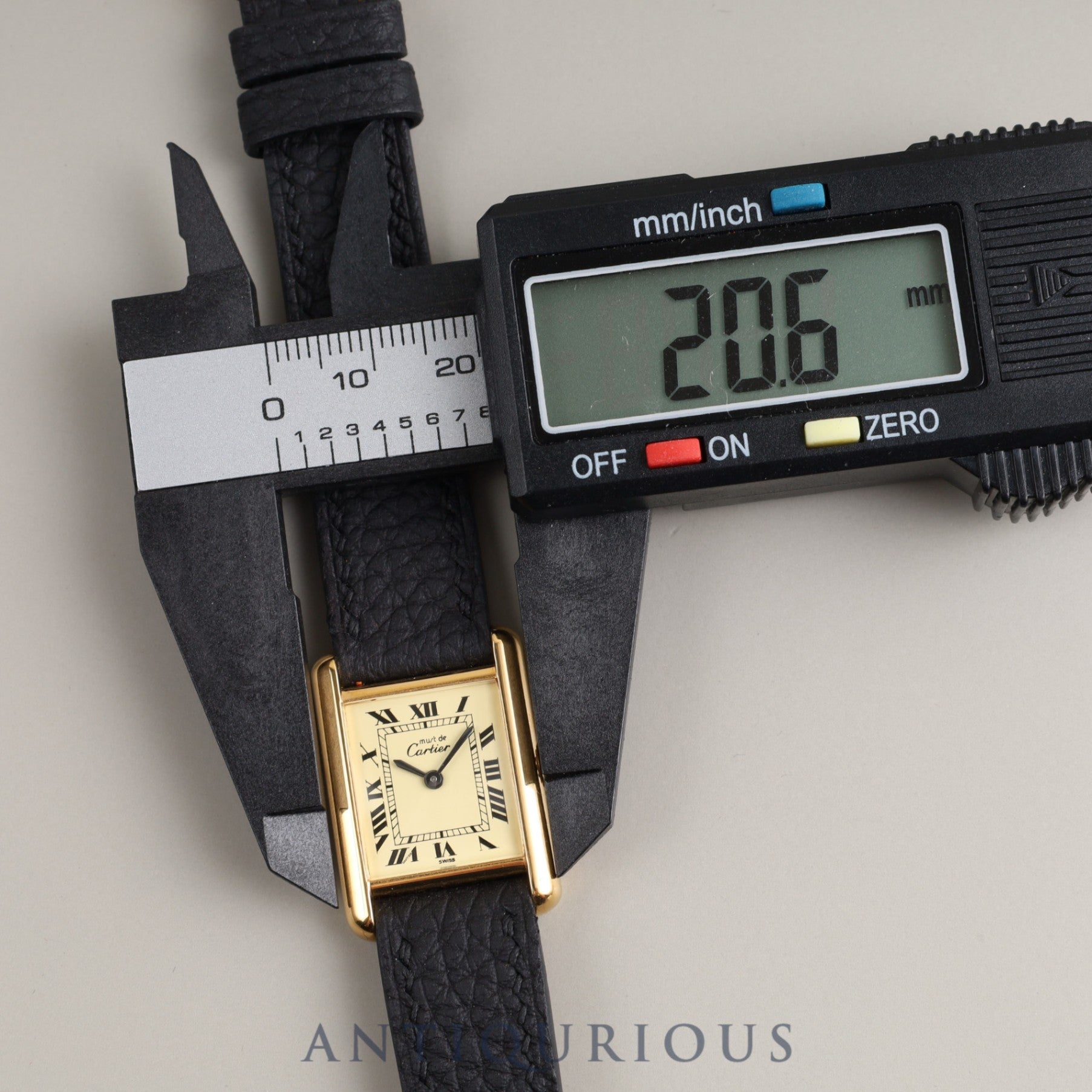 カルティエ マストタンクSM 手巻き アイボリー SWISS文字盤 新品仕上げ済み