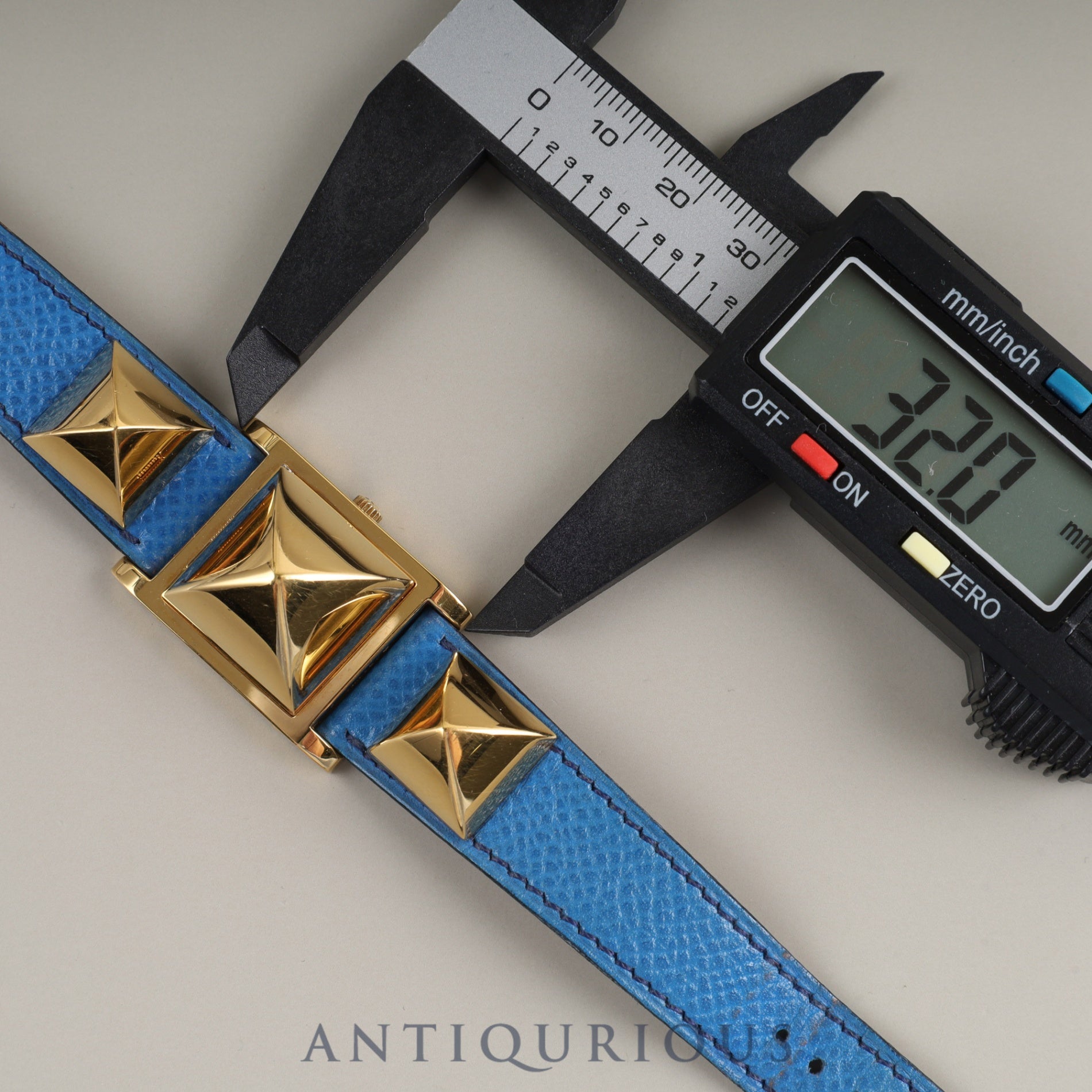 エルメス メドール11.01 クォーツ Cal.976.001 GP 純正革ベルト(◯V刻印:1992年) 純正尾錠(GP) ホワイト文字盤 ケース オーバーホール済み