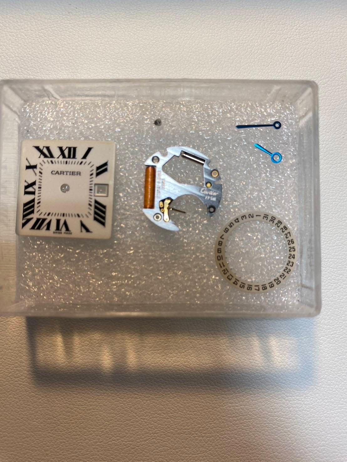 Cartier Tank Francaise MM Boys size W51011Q3 / 2465 Quartz SS White Roman numerals Dial box 2 links Overhauled