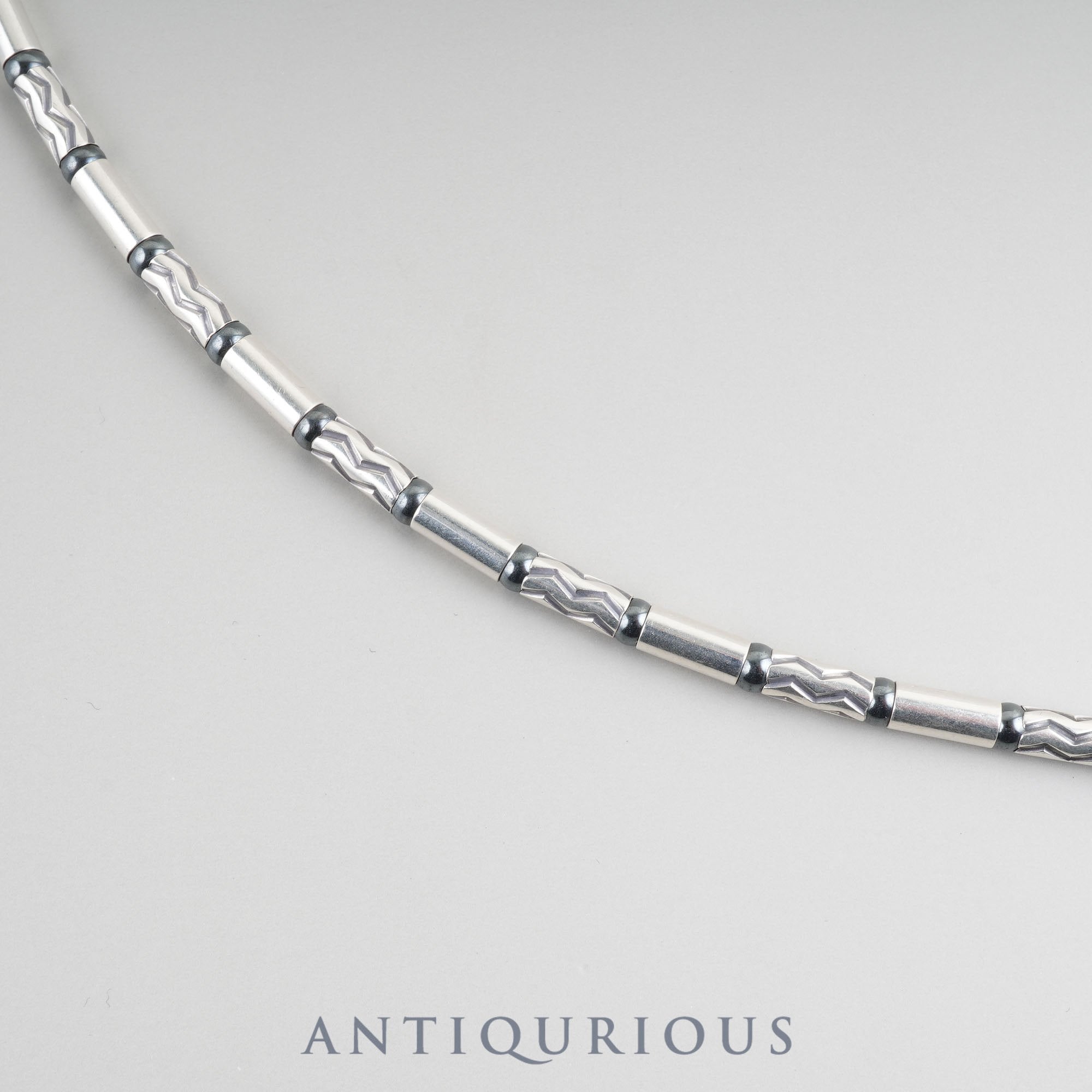 ティファニー ブレスレット アズテック ジグザグ スターリングシルバー ヘマタイト 箱 保存袋 カード(2002年)