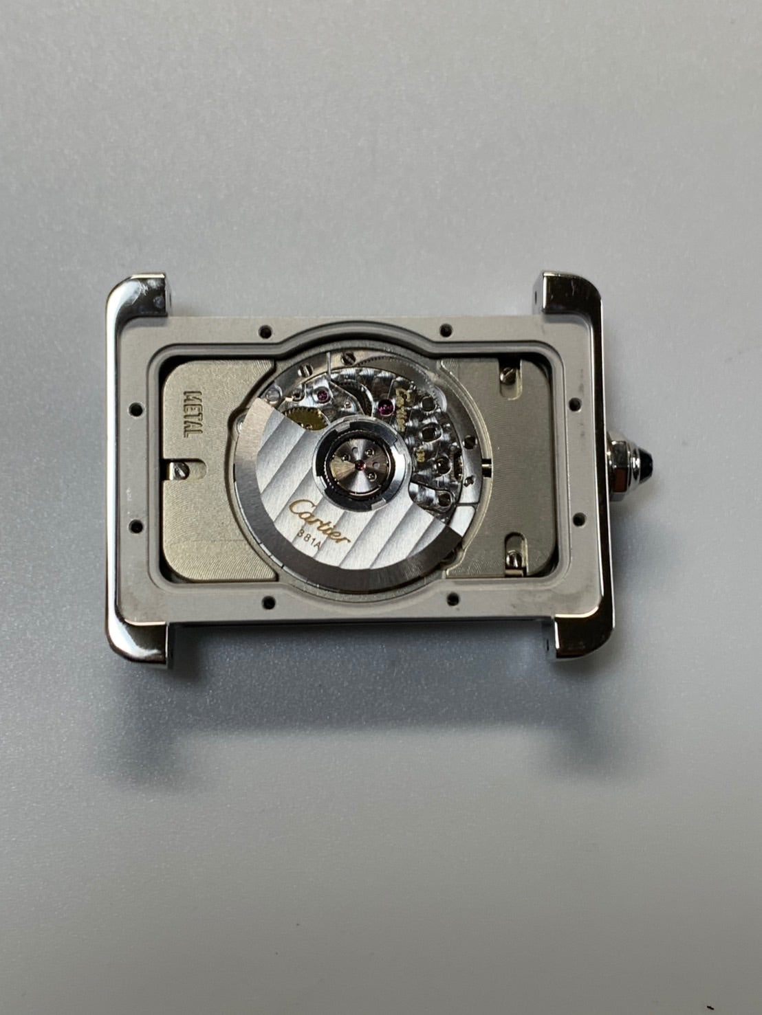 カルティエ タンク ディヴァン LM W6300755 自動巻き Cal.381A(ETA2000-1)SS 革 純正ピンバックル(SS) シルバーギョーシェ文字盤(SWISS MADE表記)箱 冊子 保証書(2008年)純正レザーベルト付き オーバーホール済み