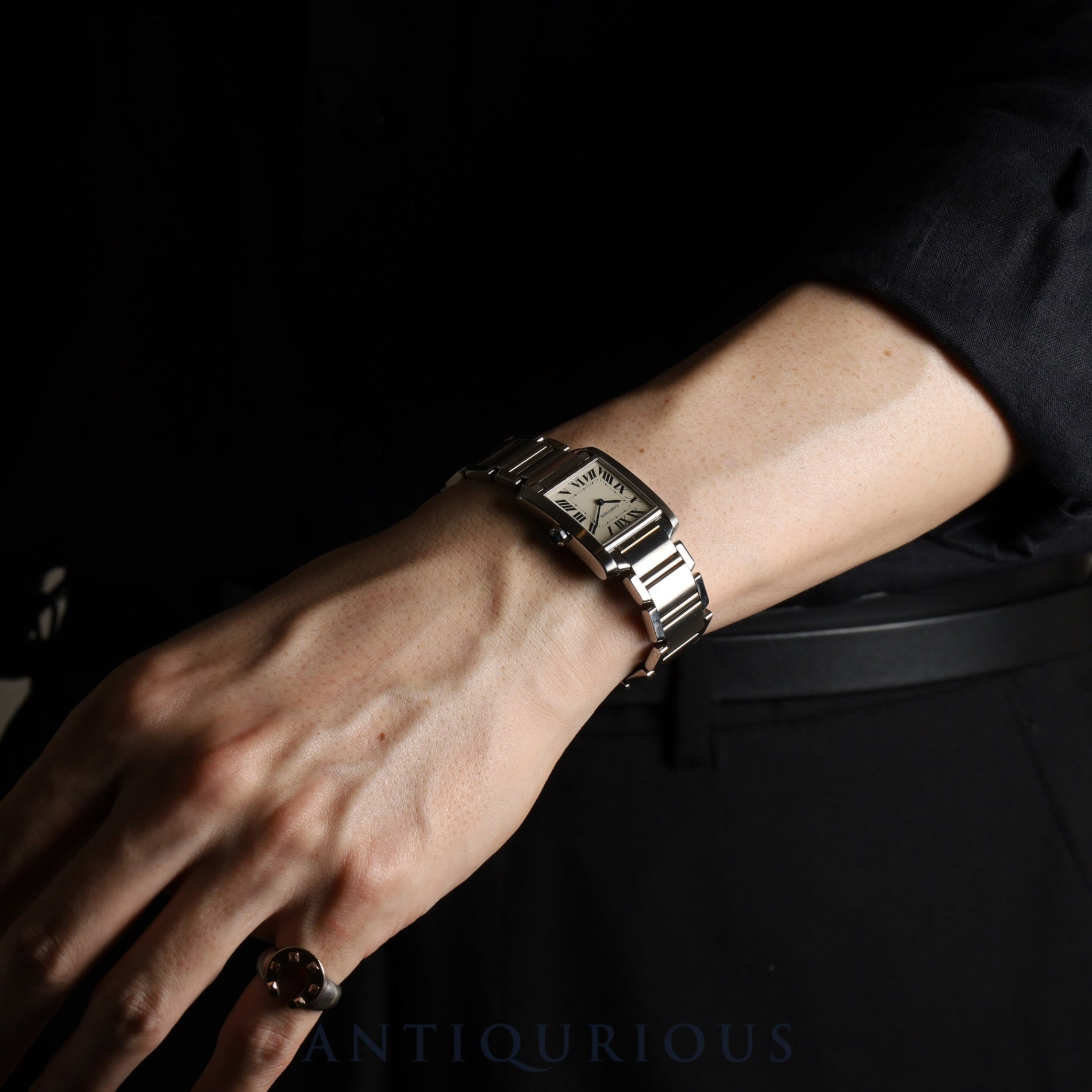 カルティエ タンクフランセーズ MM W51003Q3 / 2301 クォーツ SS SS ホワイトローマン文字盤 コンプリートサービス(フルメンテナンス)済み