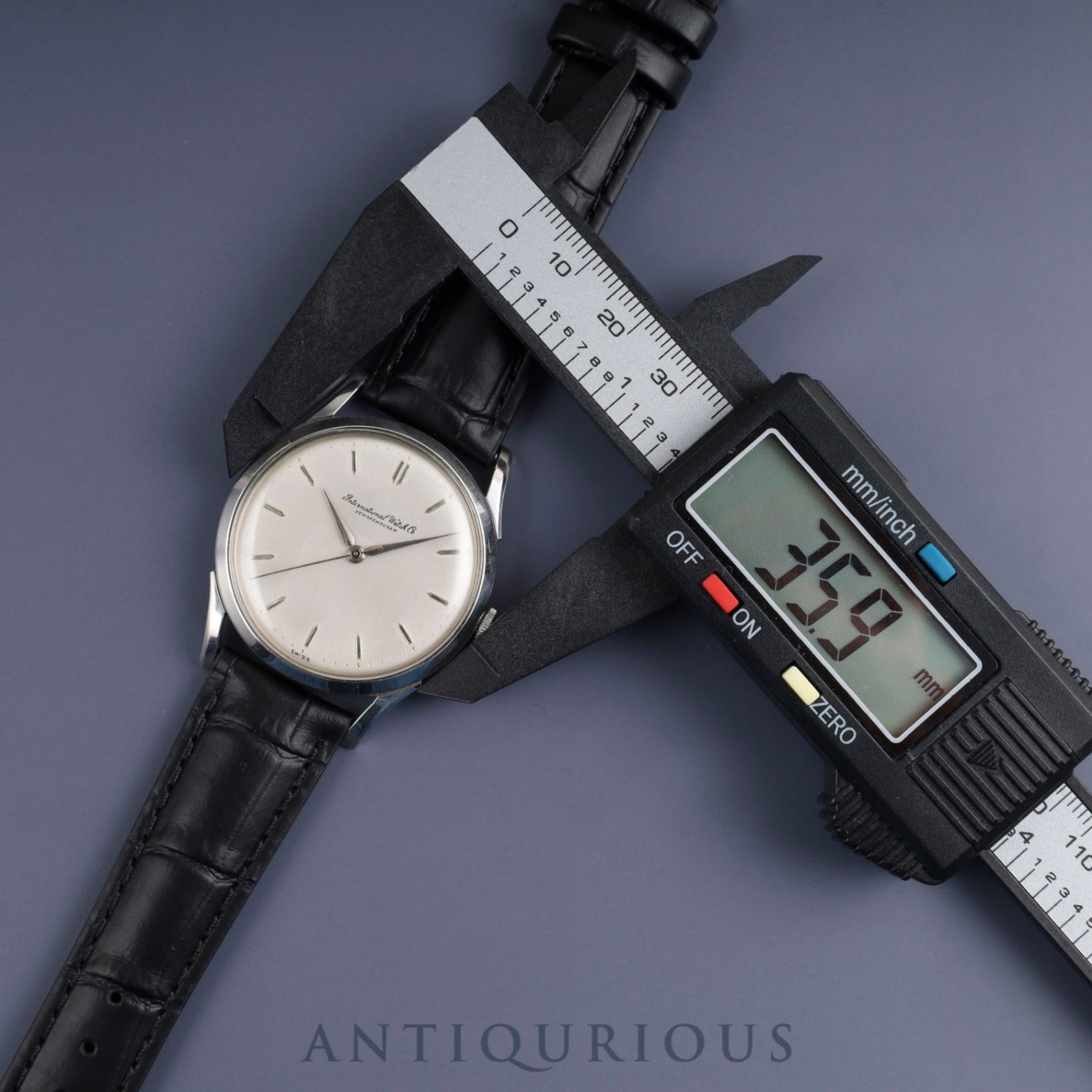 IWC オールドインター シャウハウゼン 手巻き Cal.89 SS 革 社外尾錠(SS)シルバー文字盤 オーバーホール済み アイダブリュシー