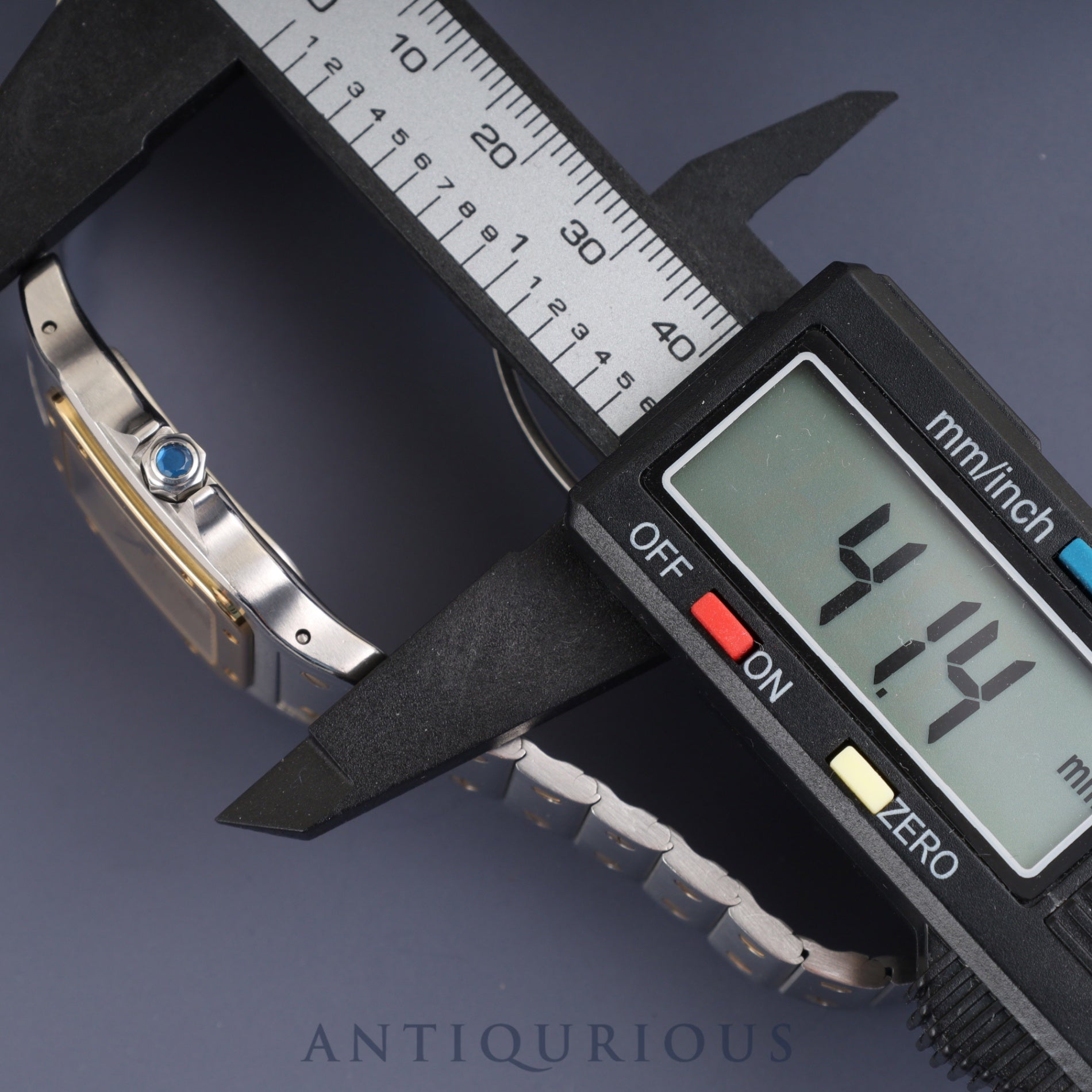 Cartier Santos Galbee LM W20030C4 / 1566 Quartz Cal.87 Stainless Steel/Yellow Gold with Gray Dial, Overhauled