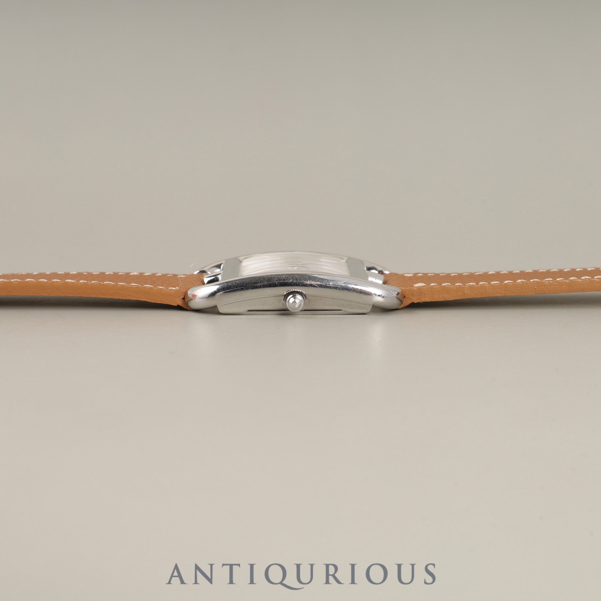 エルメス ケープコッド CC1.210 クォーツ Cal.976.001 SS 革 純正尾錠(SS) シルバー文字盤 箱 冊子 保証書(2003年)純正革ベルト(□G刻:2003年、使用感あり)オーバーホール済み