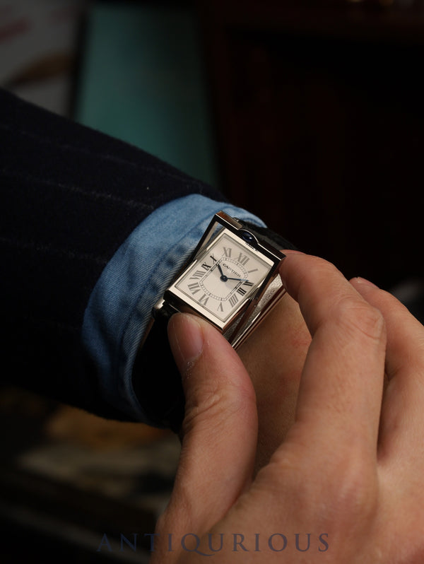 カルティエ タンク バスキュラント LM W1011358 / 2390 手巻き Cal.061 SS 革 純正ピンバックル(SS) ホワイトローマン文字盤 箱 保証書 オーバーホール済み