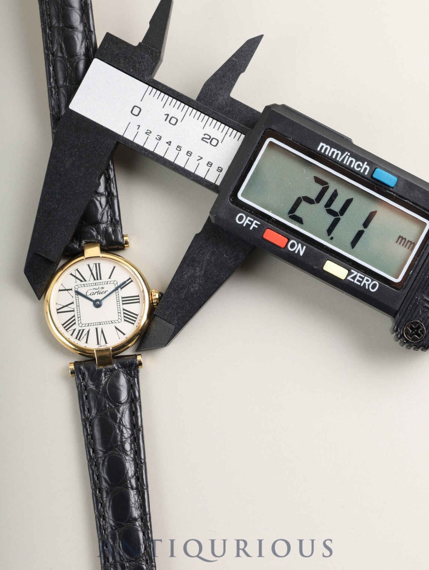 Cartier Must Vendôme VLC SM 1851 Quartz Caliber 90 SV925 Leather Watch with Genuine D-buckle and Opalescent Dial, Overhauled