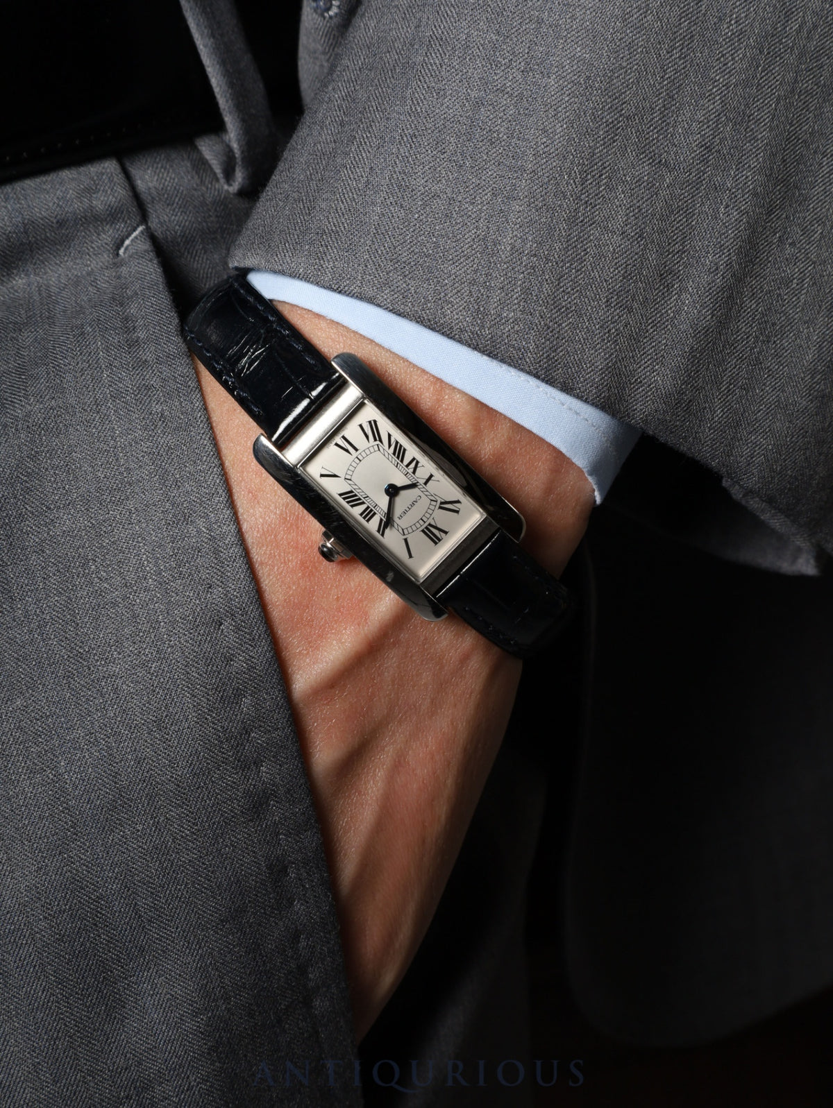Cartier Tank Américaine SM WSTA0016 / 4274 Quartz Cal.- SS Original leather strap (with signs of use) Original deployant buckle (SS) Silver Roman dial (SWISS MADE表記) Box Warranty card (2021) After-service completed at Cartier Boutique