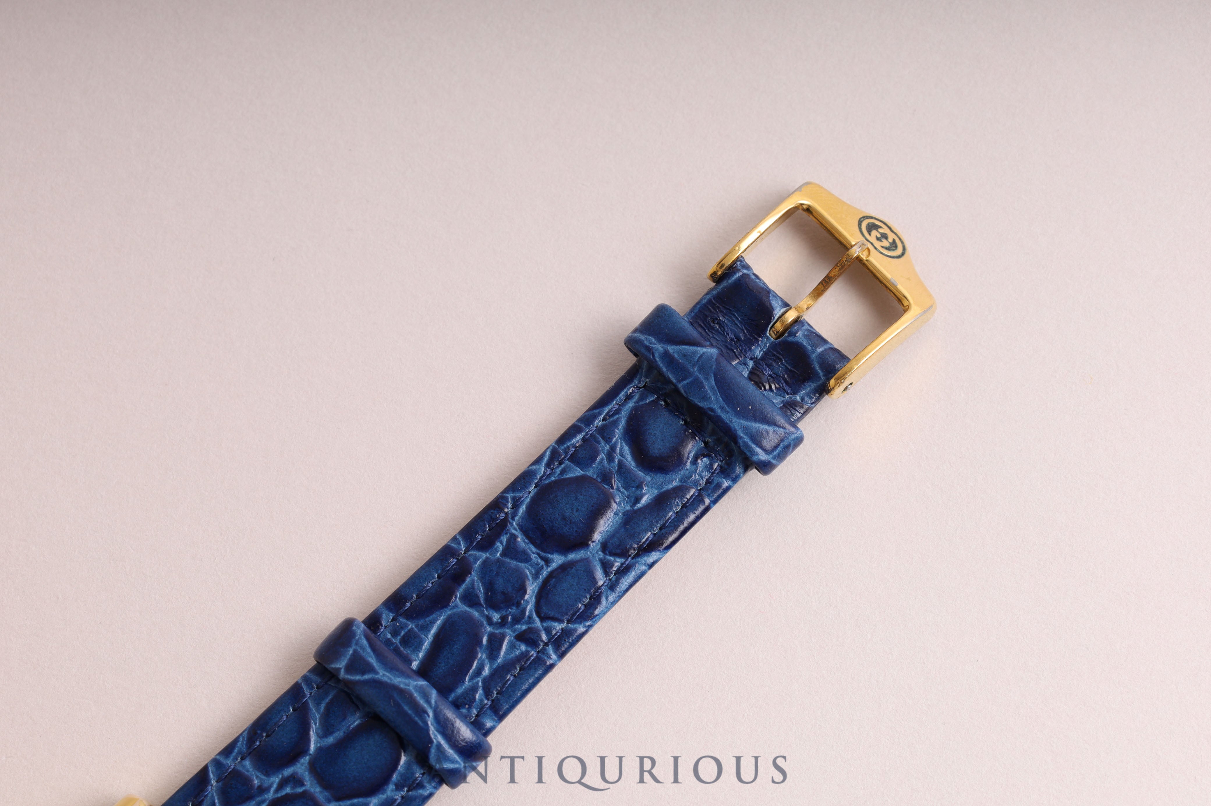 Gucci Rectangular 2600M