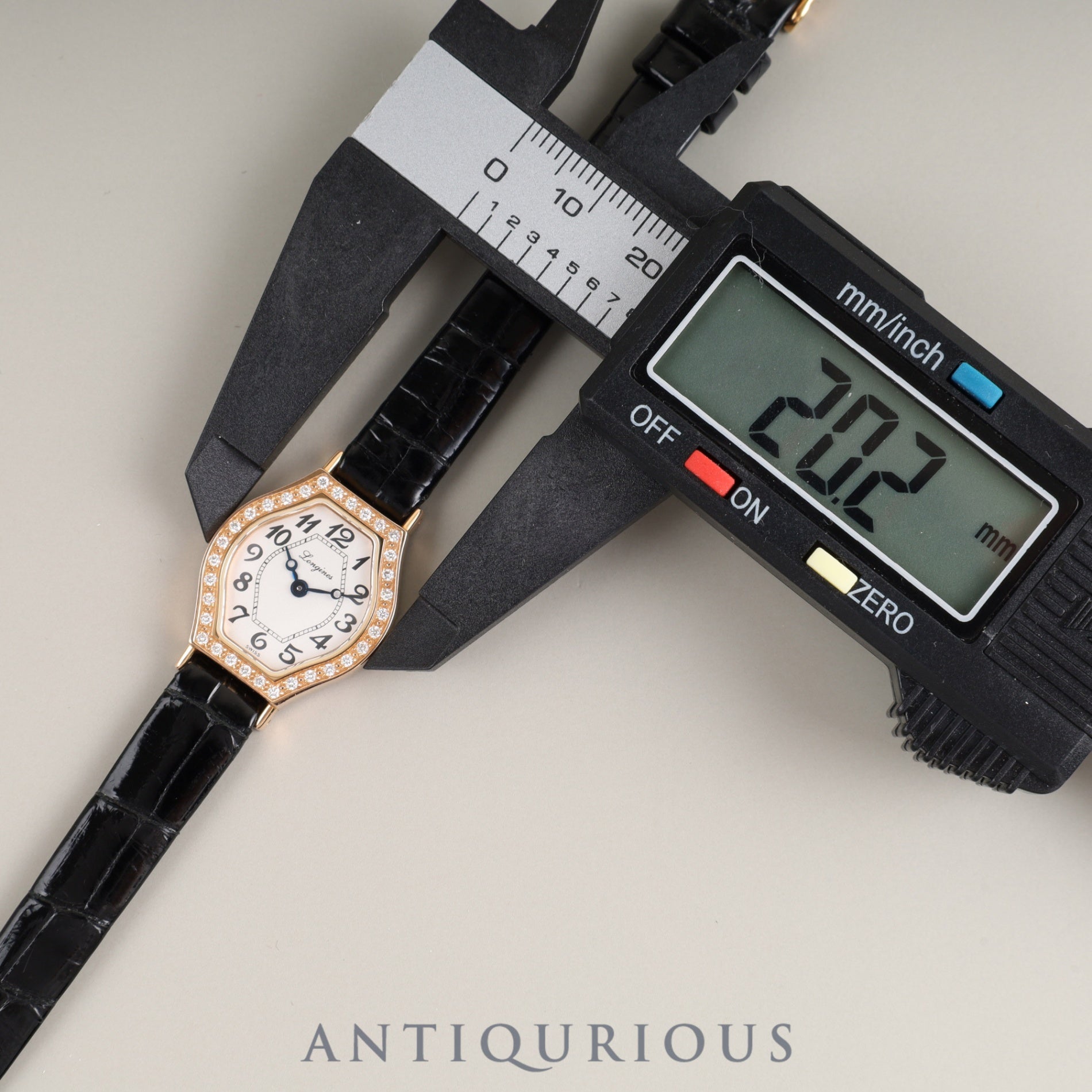 ロンジン ラ ヴィソント L5 184 9 クォーツ Cal.L963.2 750 純正革ベルト 純正尾錠(SS) ホワイトアラビア文字盤 オーバーホール済み