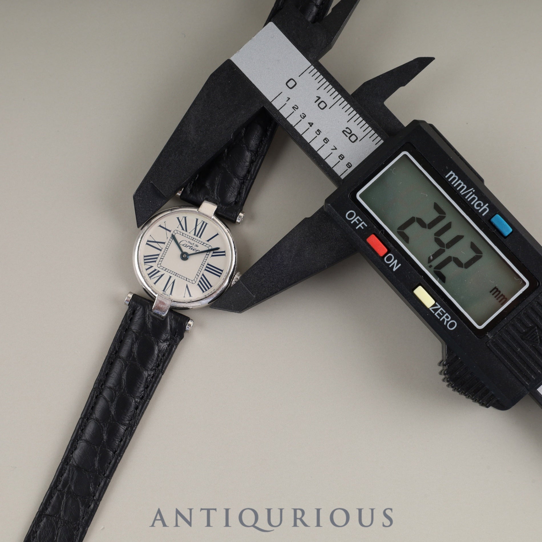 Cartier Must Vendome VLC SM W1007165 / 1850 Quartz Cal.90 SV925 Leather Genuine D-buckle (SS) Opalan dial Overhauled