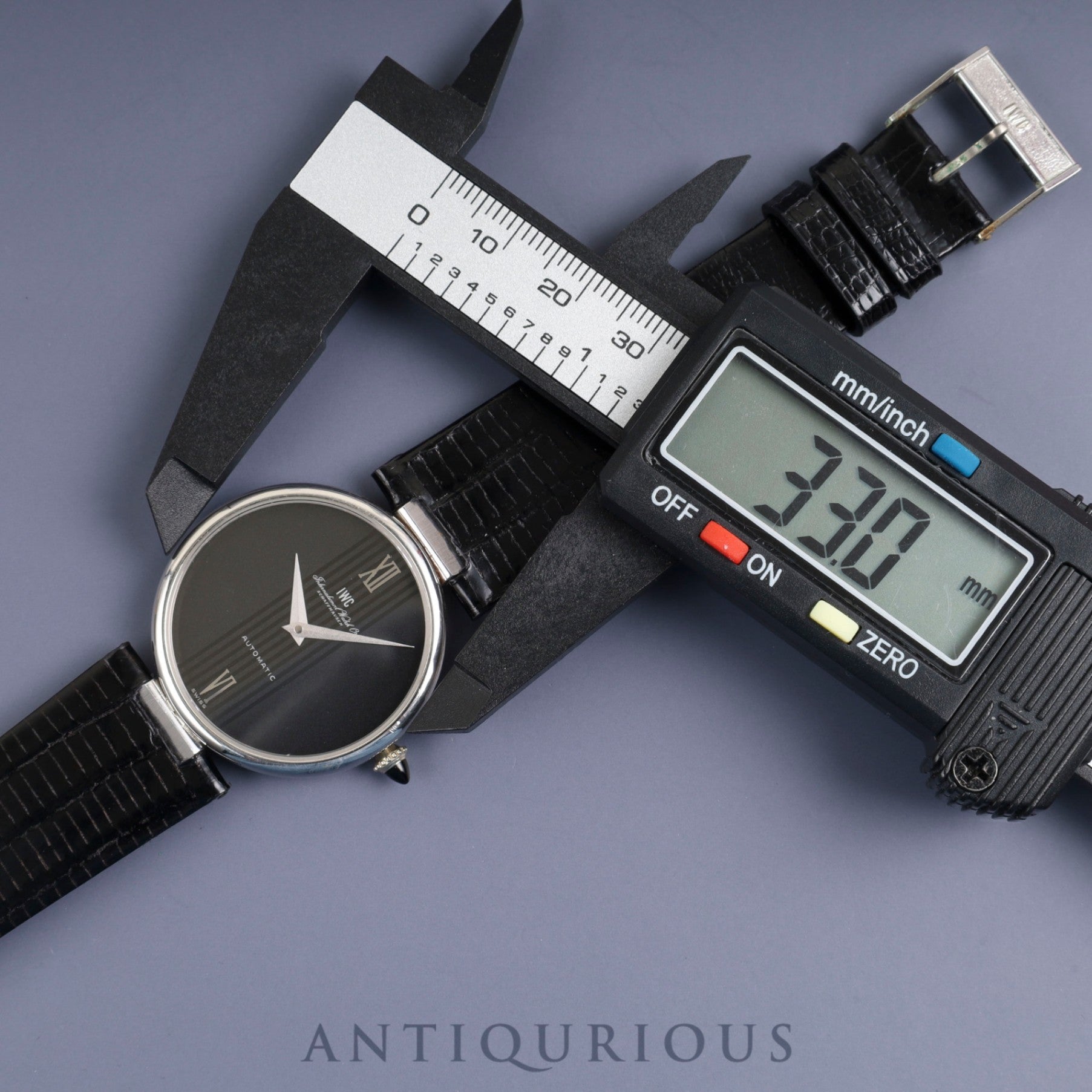 IWC ラウンド 3203 自動巻き Cal.3251 SS 革 純正尾錠(SS)ブラック文字盤 箱 冊子 ケース 保証書(1979年)オーバーホール済み アイダブリュシー