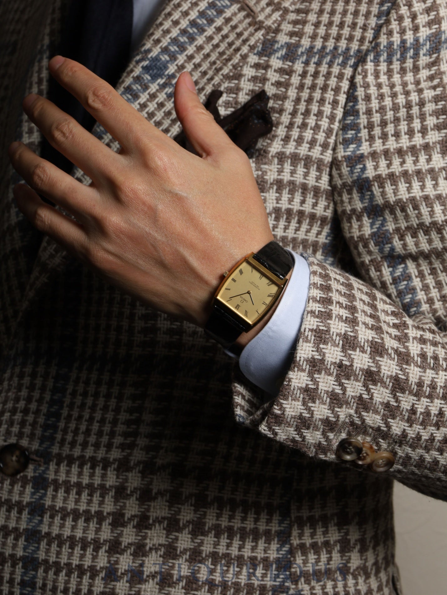 オメガ デ・ヴィル 5321 自動巻き Cal.711 GP 革 純正尾錠(GP) シャンパン文字盤 オーバーホール済み