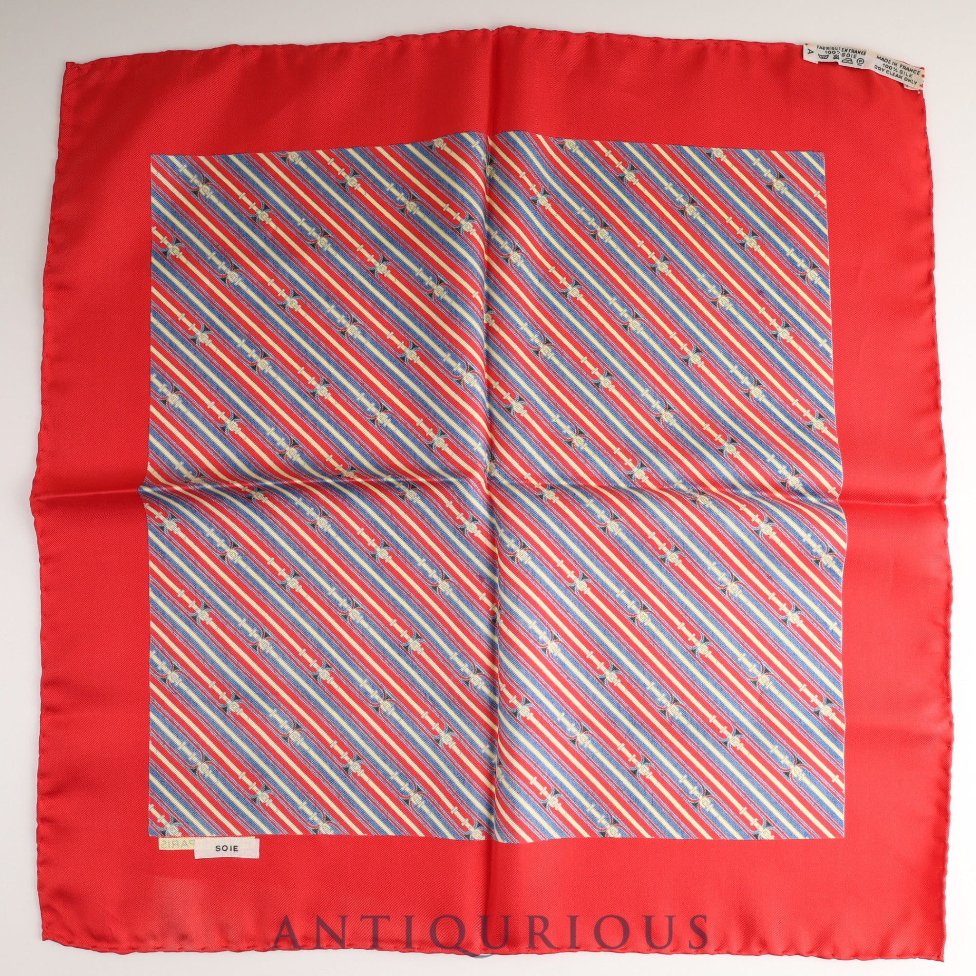 エルメス スカーフ カレ45 総柄 レッド ベルト SILK100%