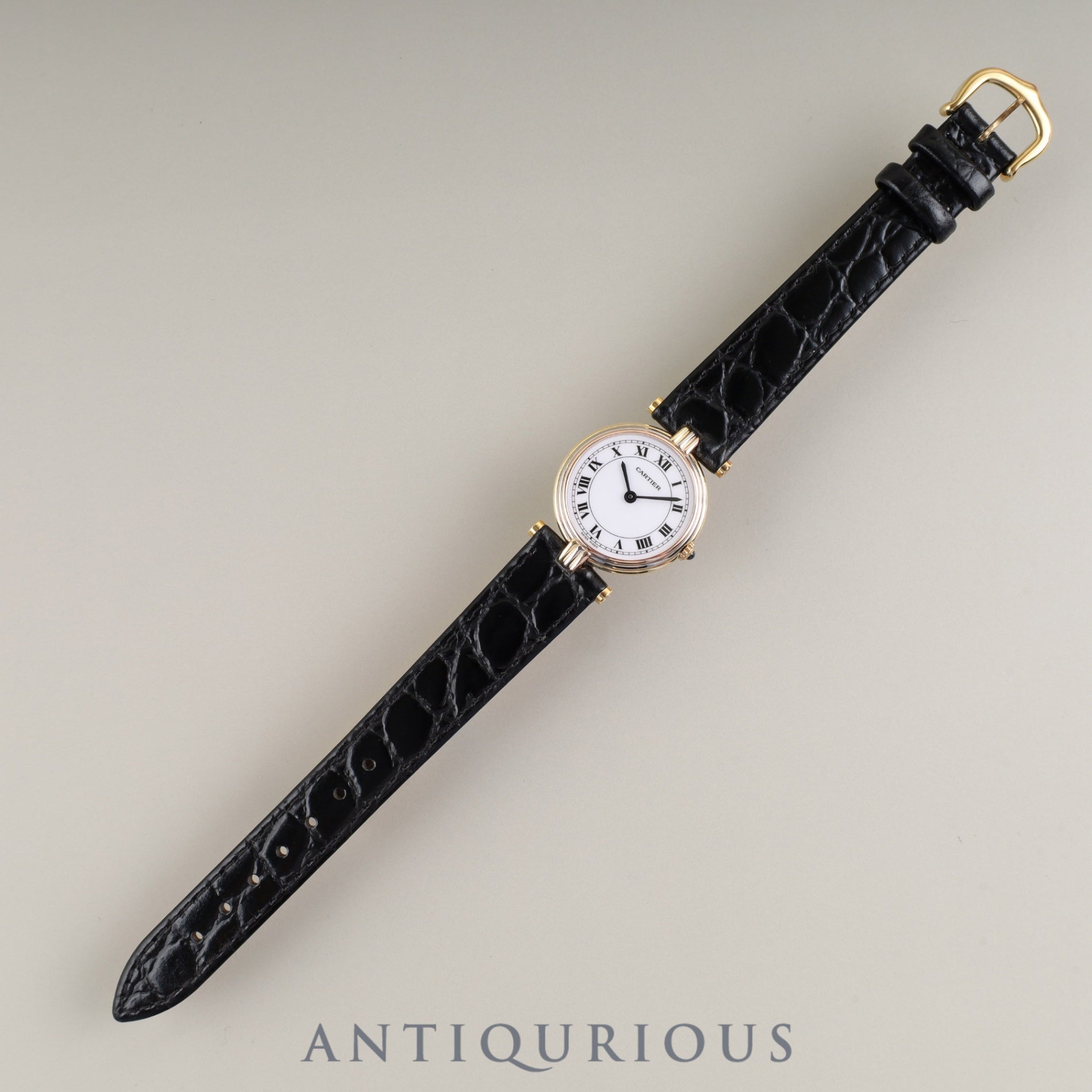 カルティエ ヴァンドーム VLC SM トリニティ 8100 クォーツ 750 革 純正尾錠(GP) ホワイトローマン文字盤 箱 カルティエブティックにてコンプリートサービス(フルメンテナンス)済み