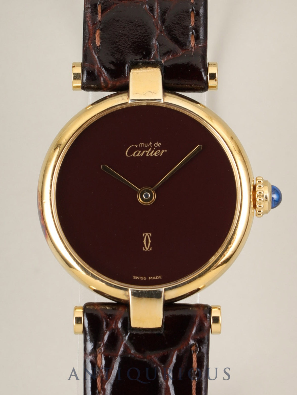 カルティエ マスト ヴァンドーム VLC SM 84977813/18 クォーツ Cal.- SV925 革 純正ピンバックル(GP)ガーネットダイアル ボルドー文字盤(SWISS MADE表記) 国際永久保証書(1982年)カルティエブティックにてコンプリートサービス済み