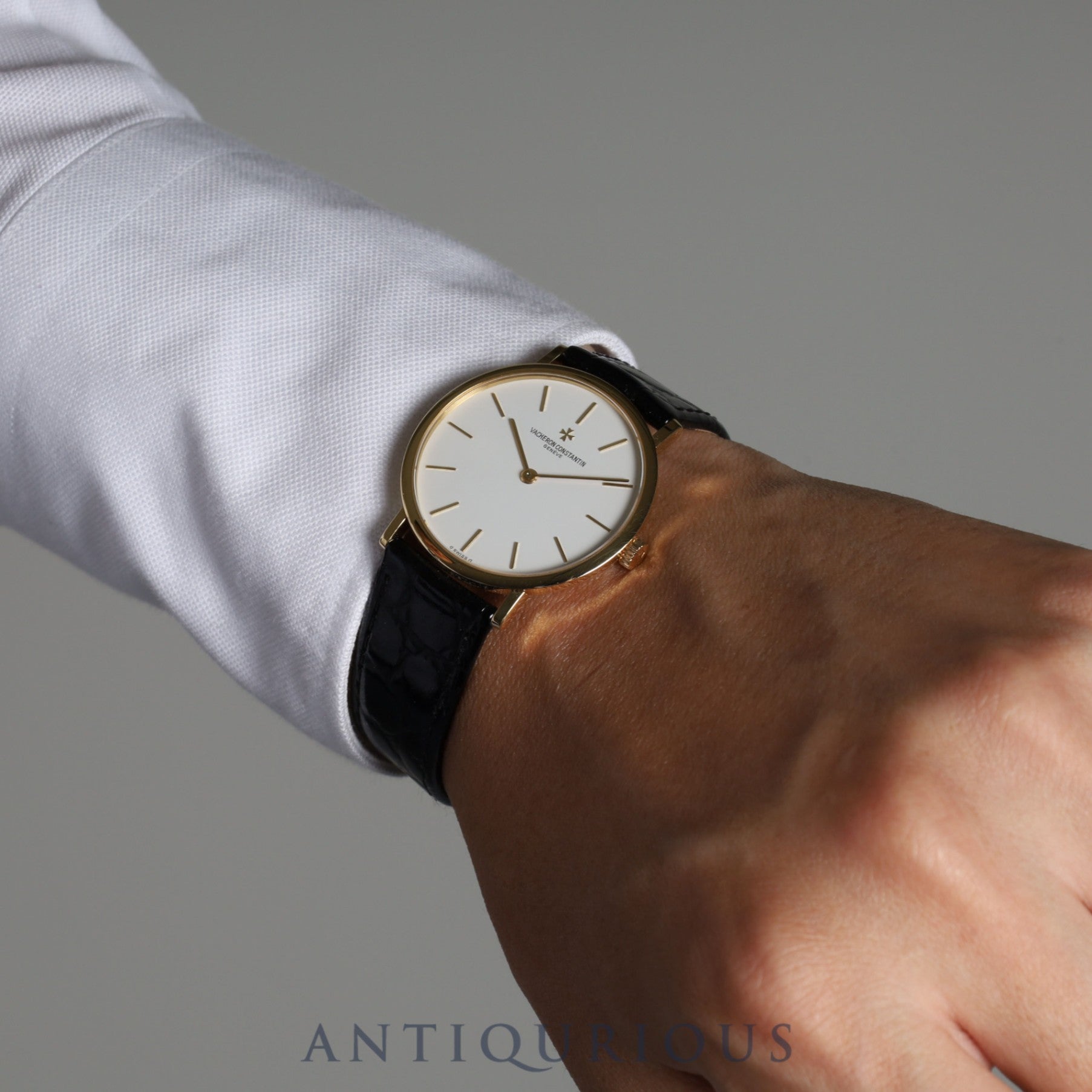 ヴァシュロン・コンスタンタン エッセンシャル 31039 手巻き Cal.1132 YG 革 純正尾錠(750)ホワイト文字盤