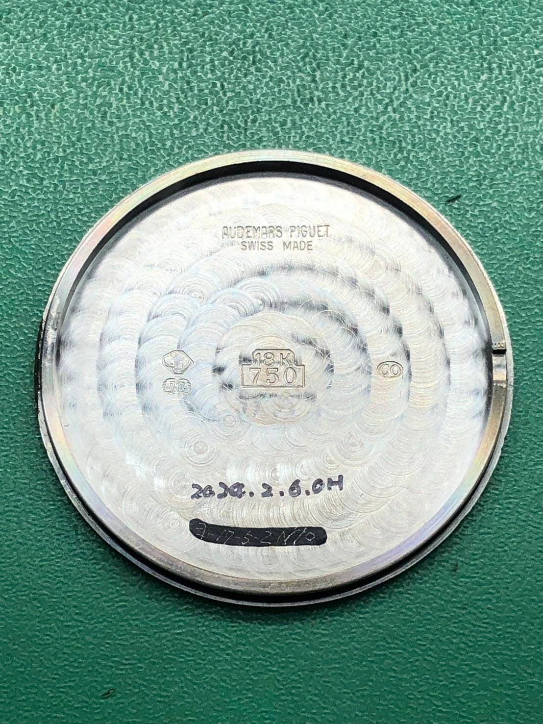 オーデマ・ピゲ エクストラフラット 手巻き Cal.2080 WG 革 純正尾錠(750) ホワイト文字盤 31.6mm